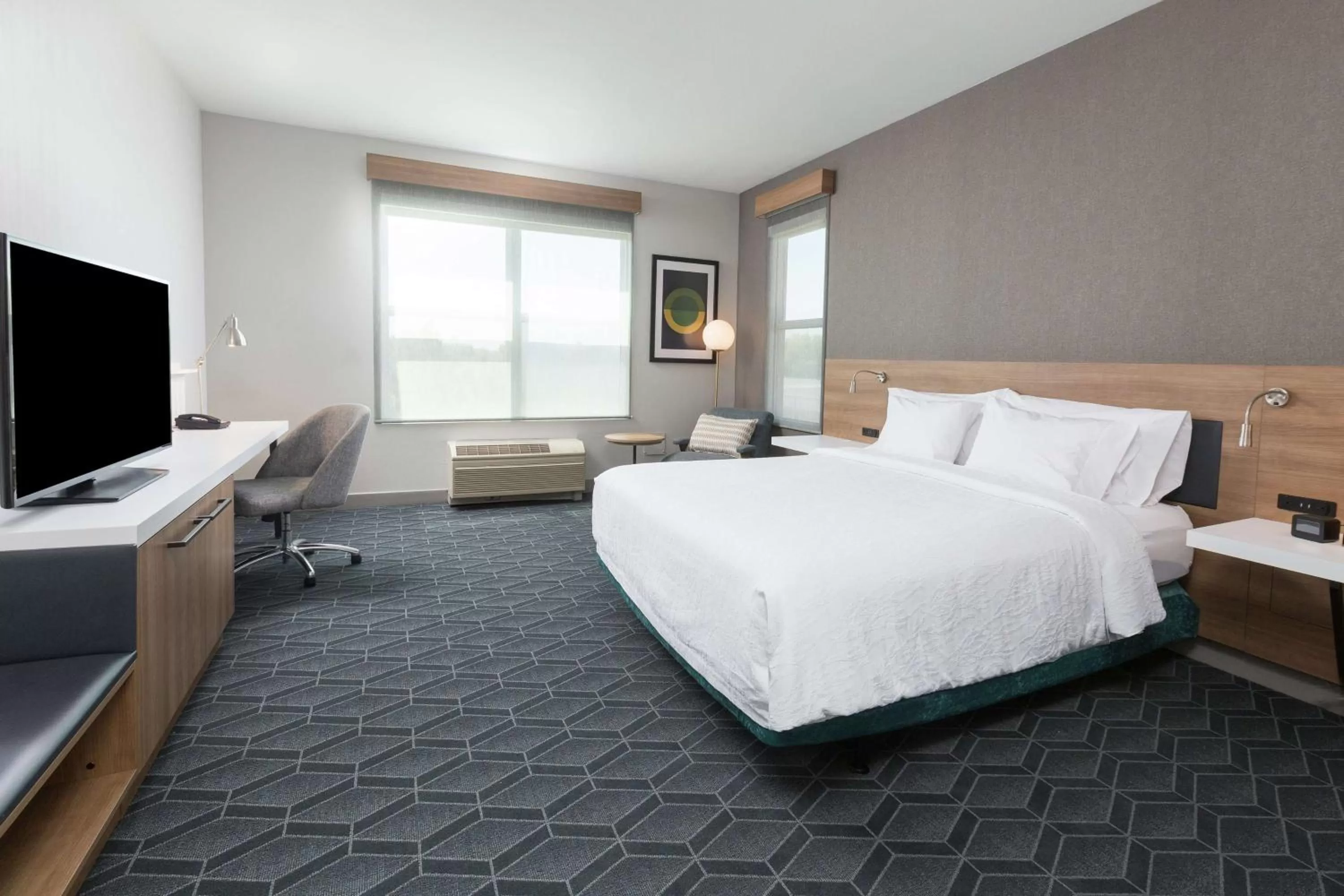 Bedroom, Bed in Hilton Garden Inn Oakland/San Leandro