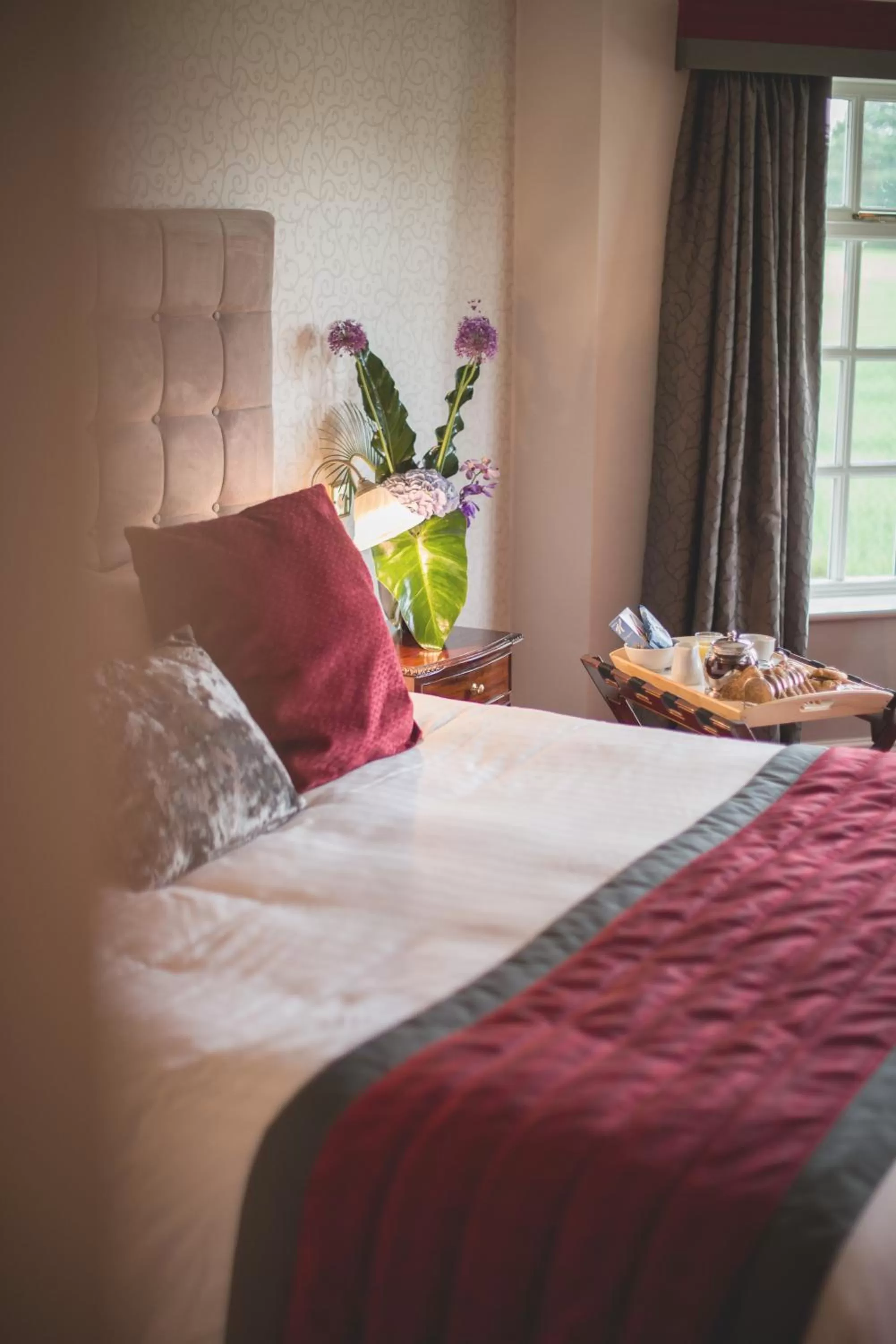 Bed in Mere Court Hotel