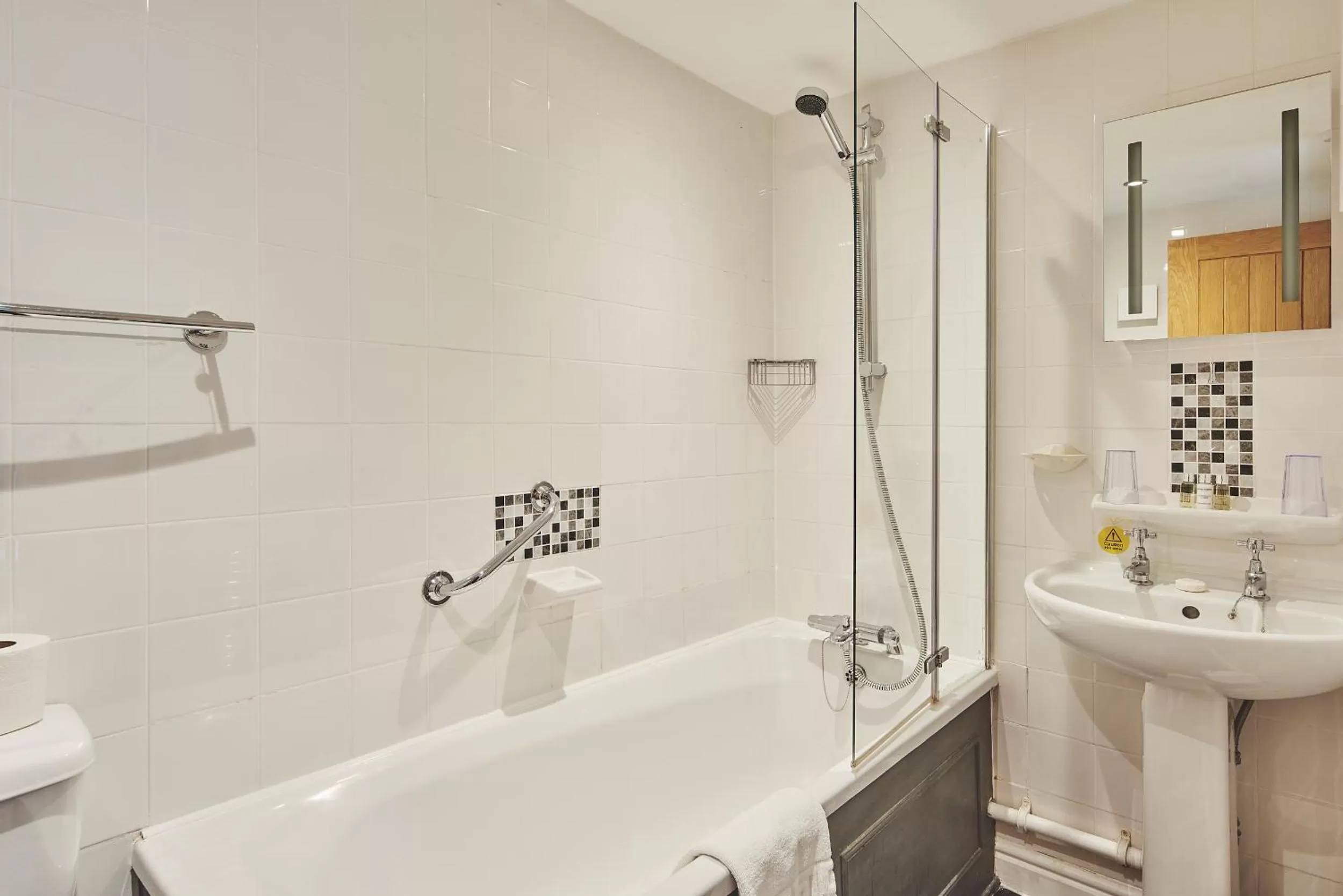 Bathroom in The Lansdowne Guest House