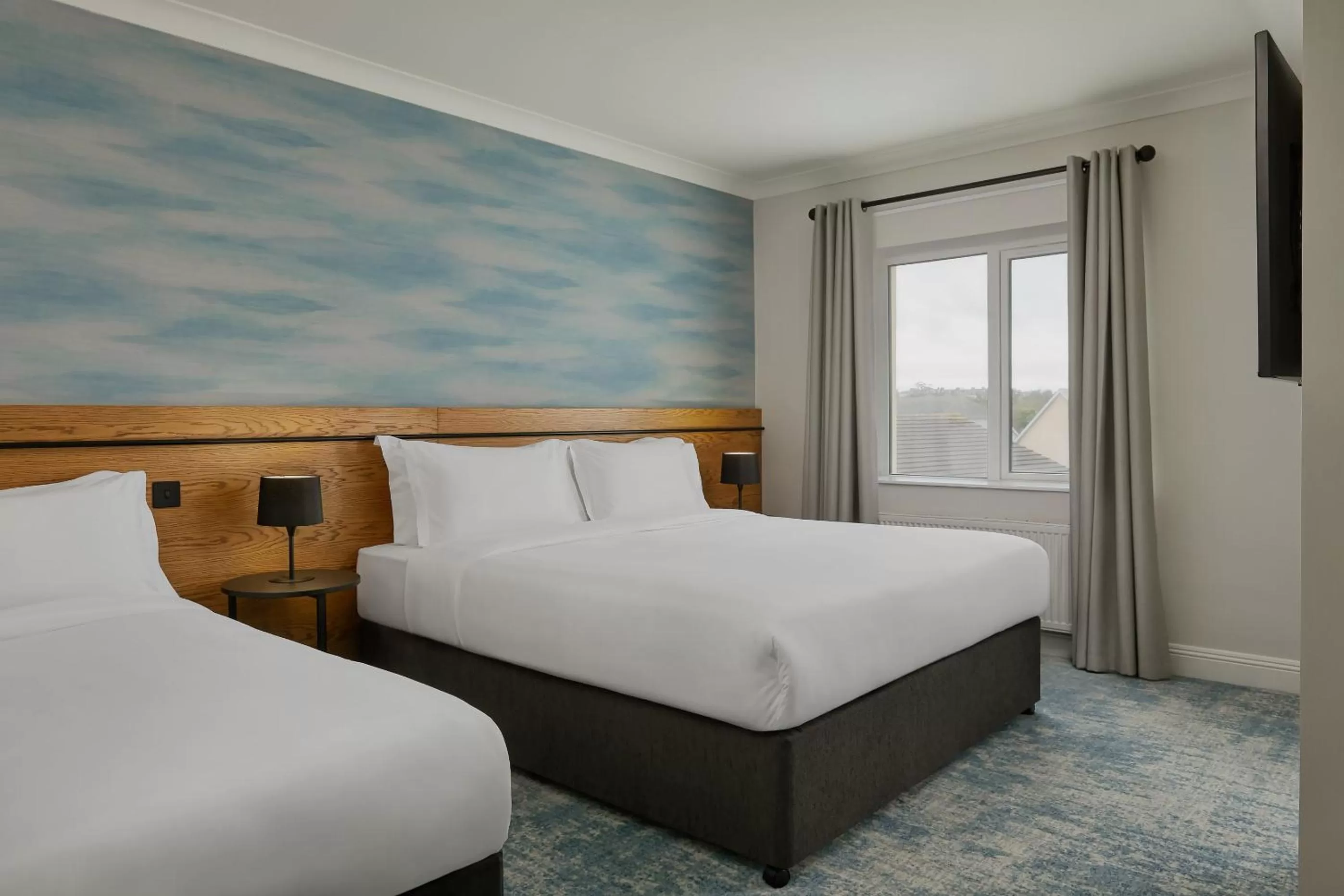 Bedroom, Bed in Waterford Marina Hotel