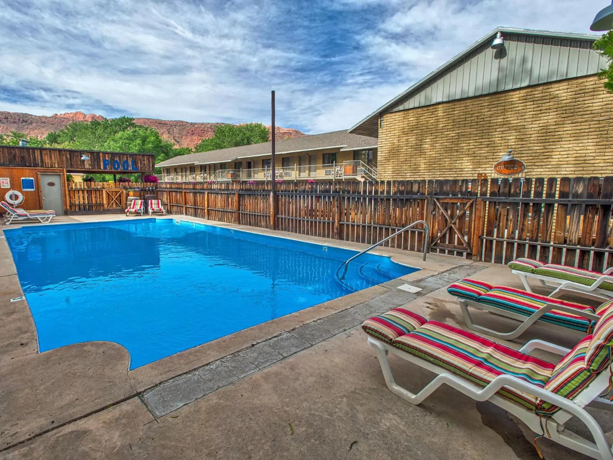 Pool view in Rustic Inn