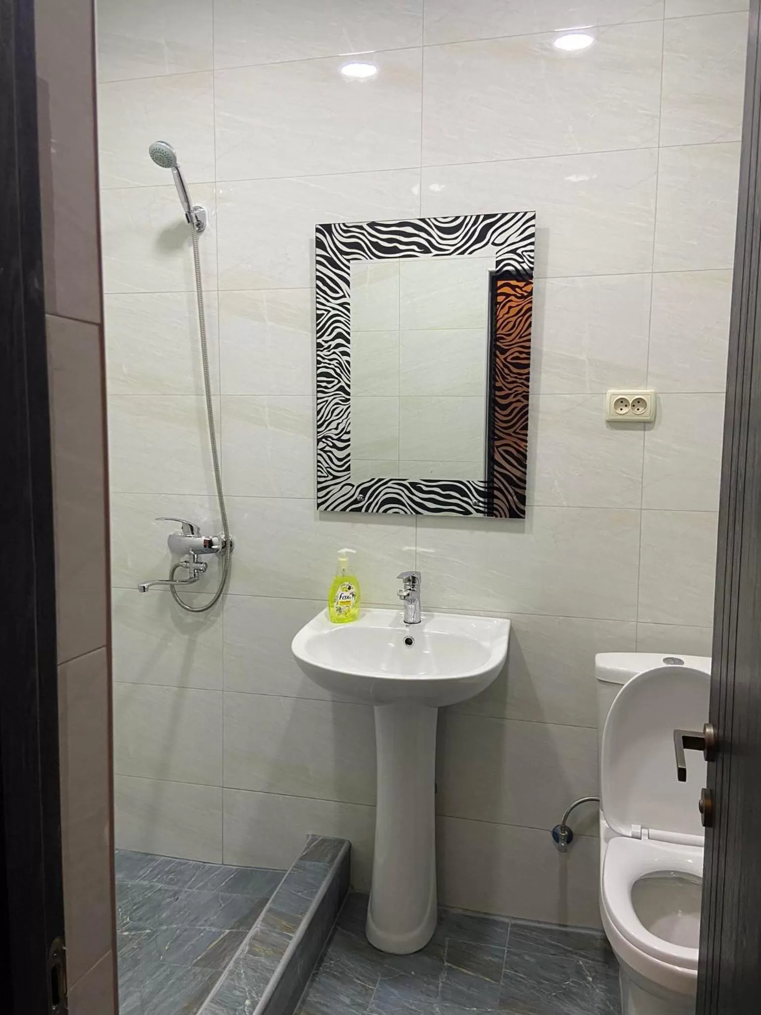 Bathroom in Hostel Golden Fleece