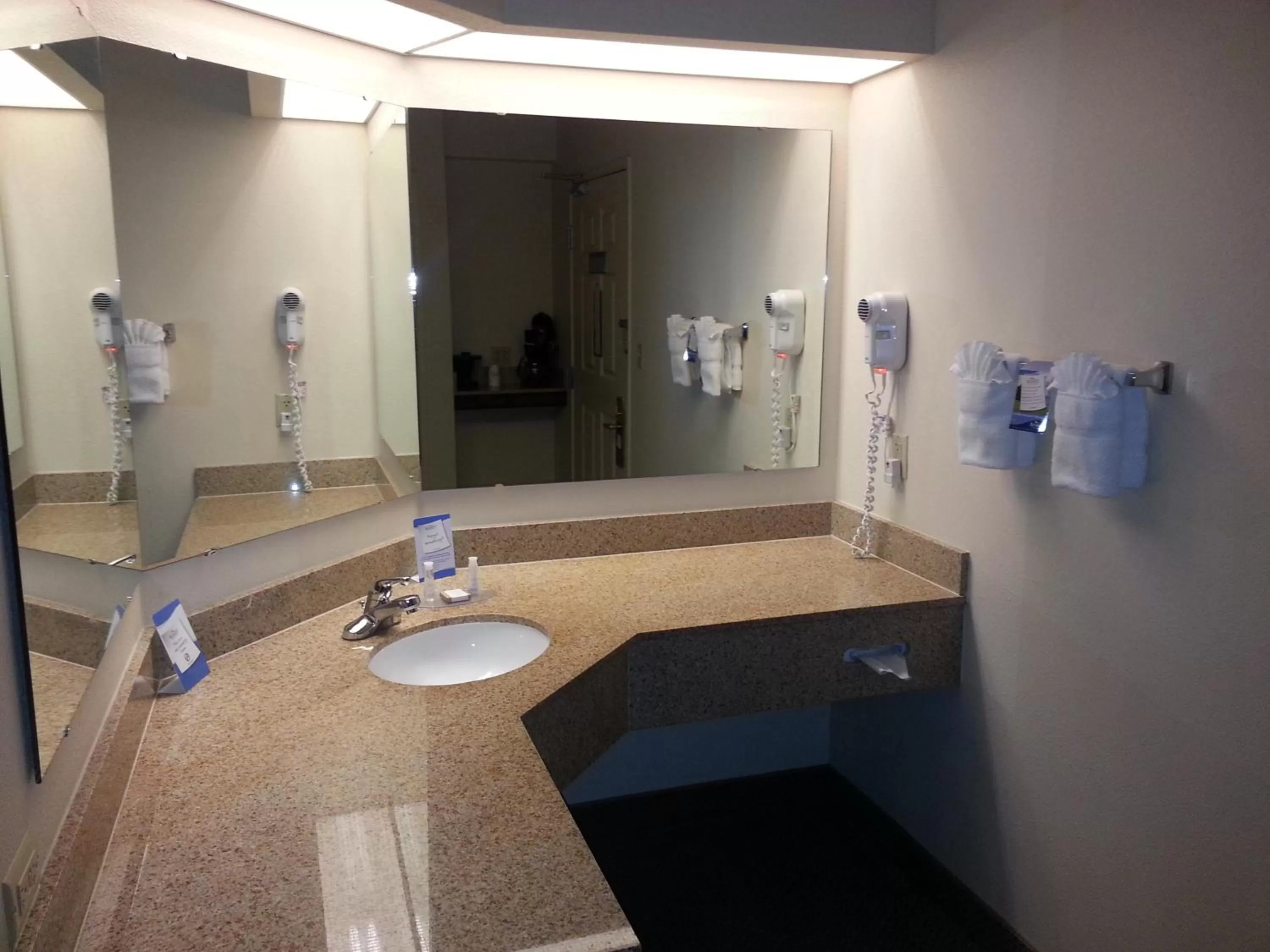 Bathroom in Baymont on the lake by Wyndham Hot Springs