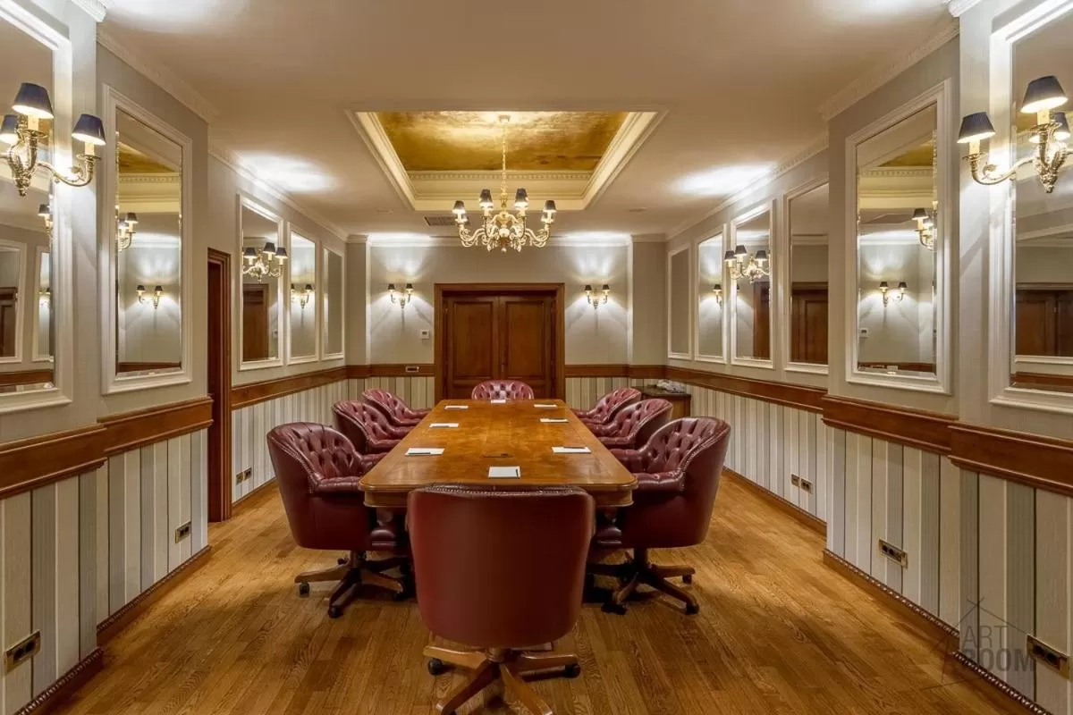 Meeting/conference room in Suter Palace Heritage Boutique Hotel
