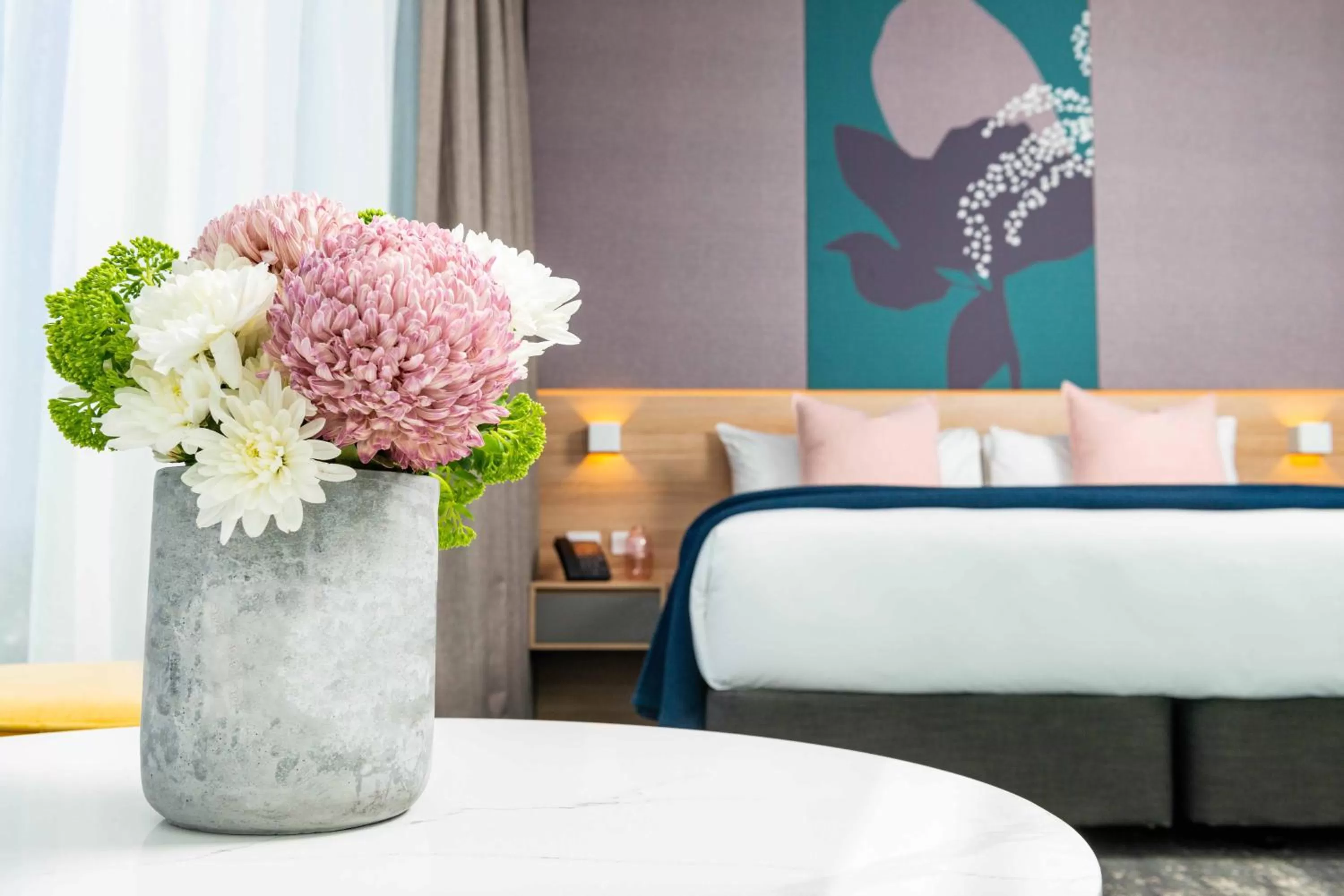 Photo of the whole room, Bed in Crowne Plaza Adelaide by IHG