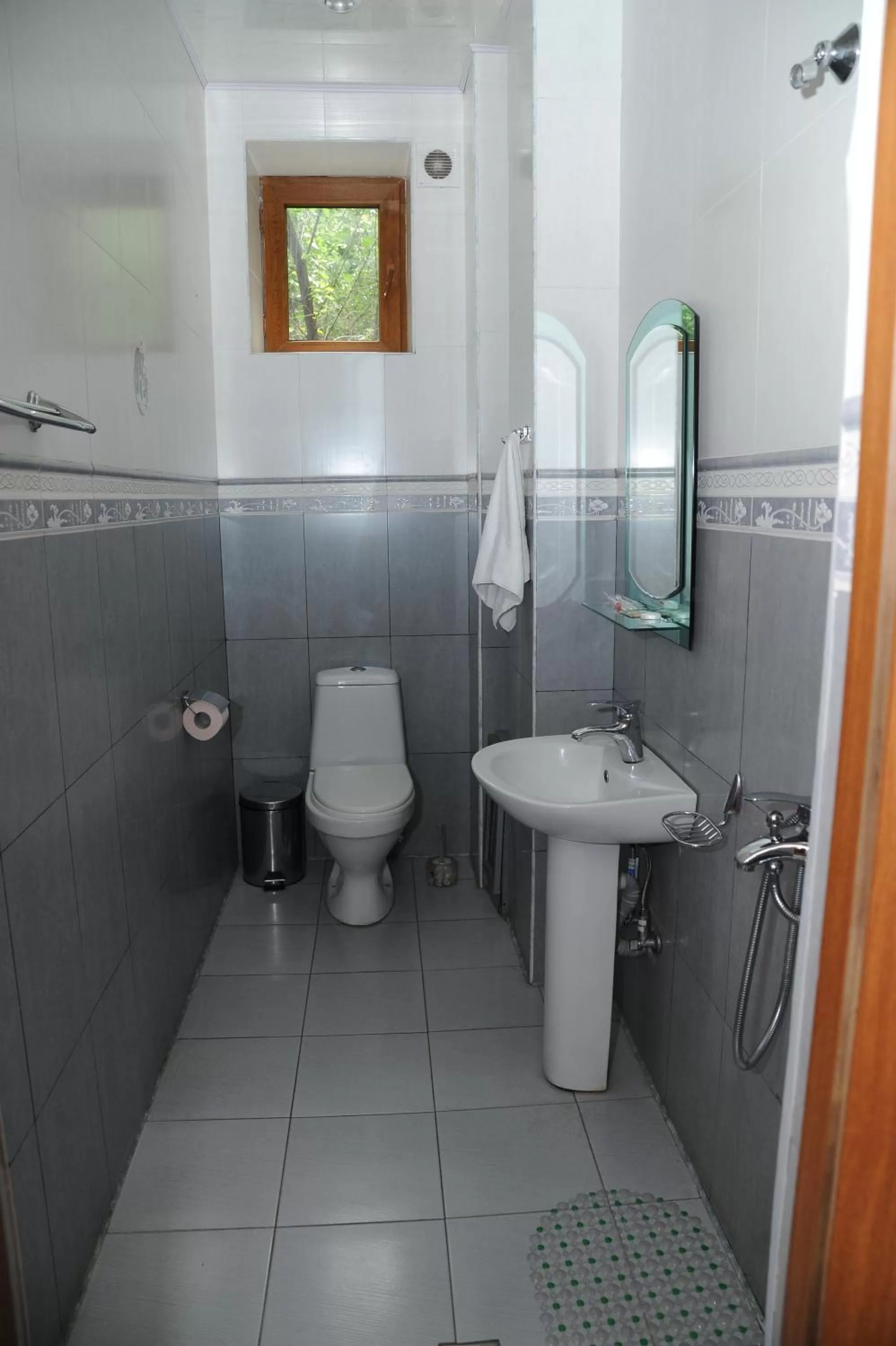 Day, Bathroom in Villa 29