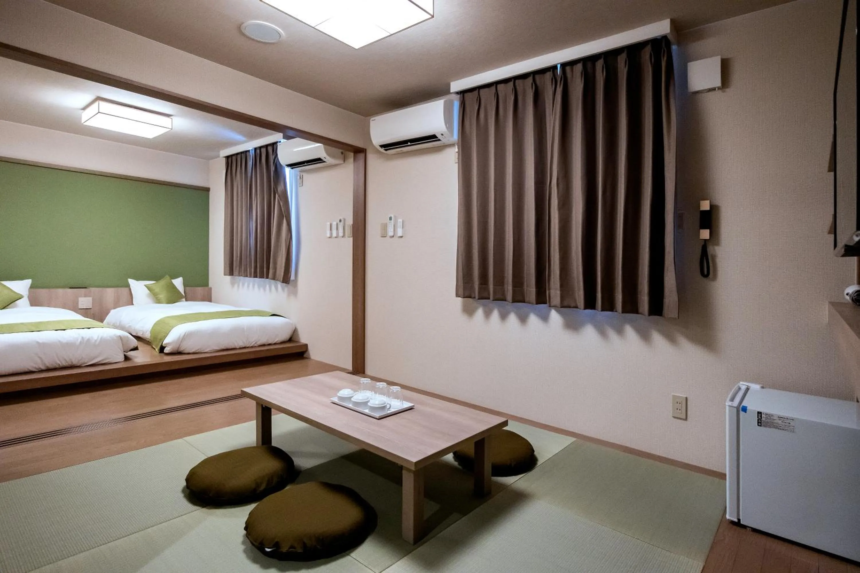 Photo of the whole room, Bed in Hotel Lantana Naha Matsuyama