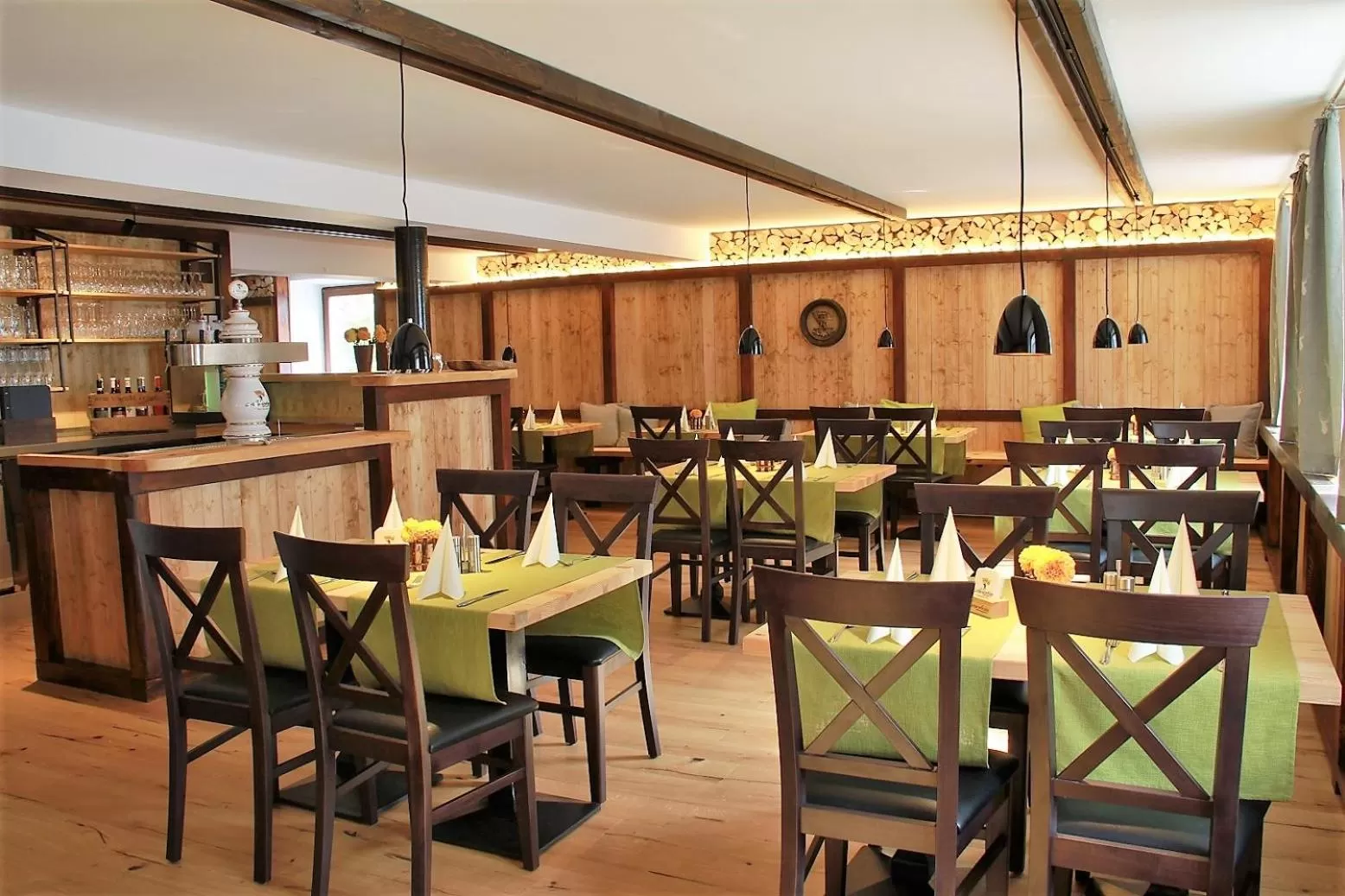 Restaurant/places to eat in Hotel Gasthof Krone