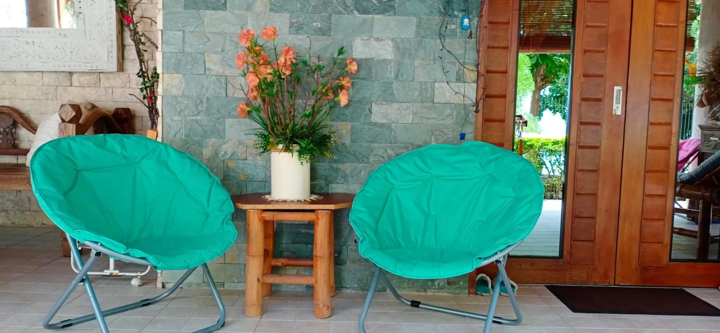 Seating area in Ancelle Cristo Re