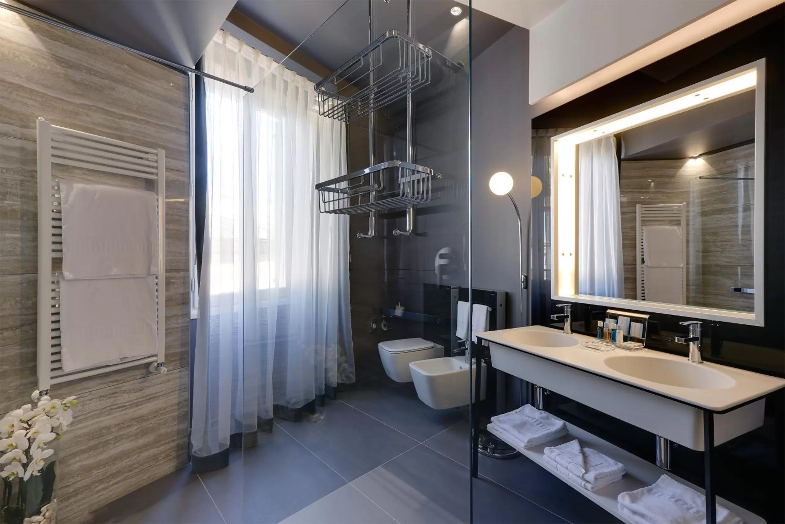 Bathroom in Stendhal Luxury Suites