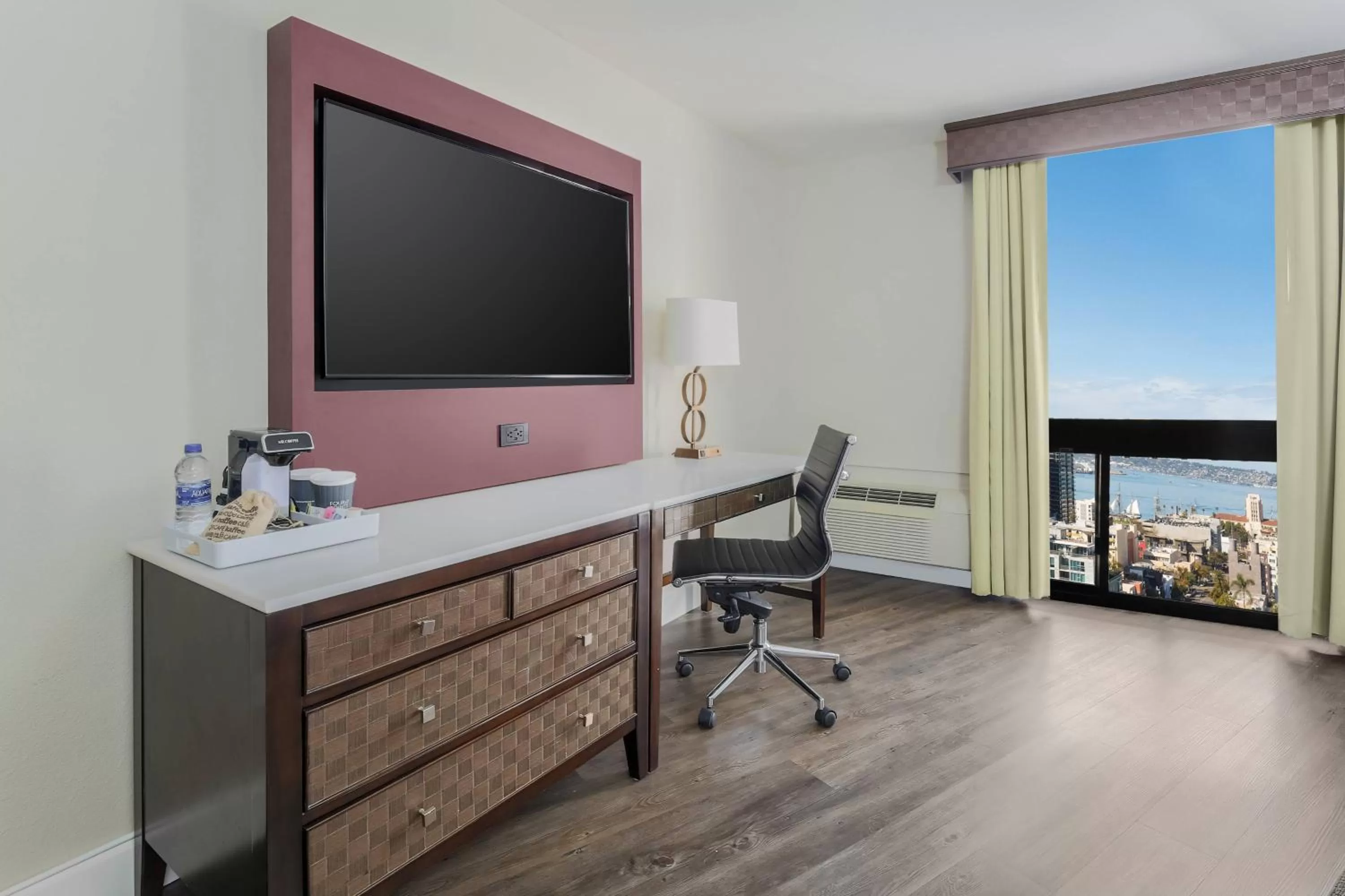 Guest Room, 2 Queen, Bay View in The DEXTRO Little Italy, BW Premier Collection