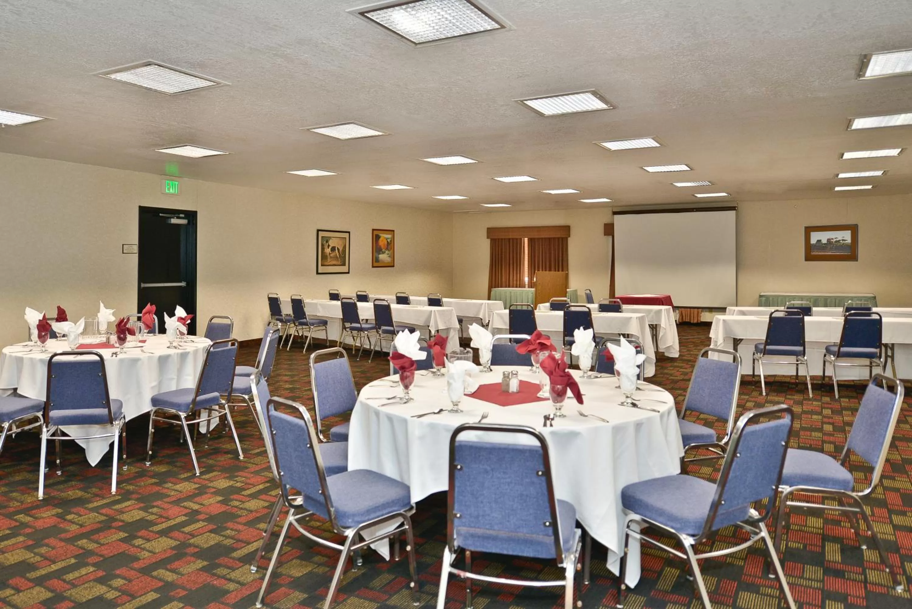 Banquet/Function facilities in Ramada by Wyndham Kent Seattle Area