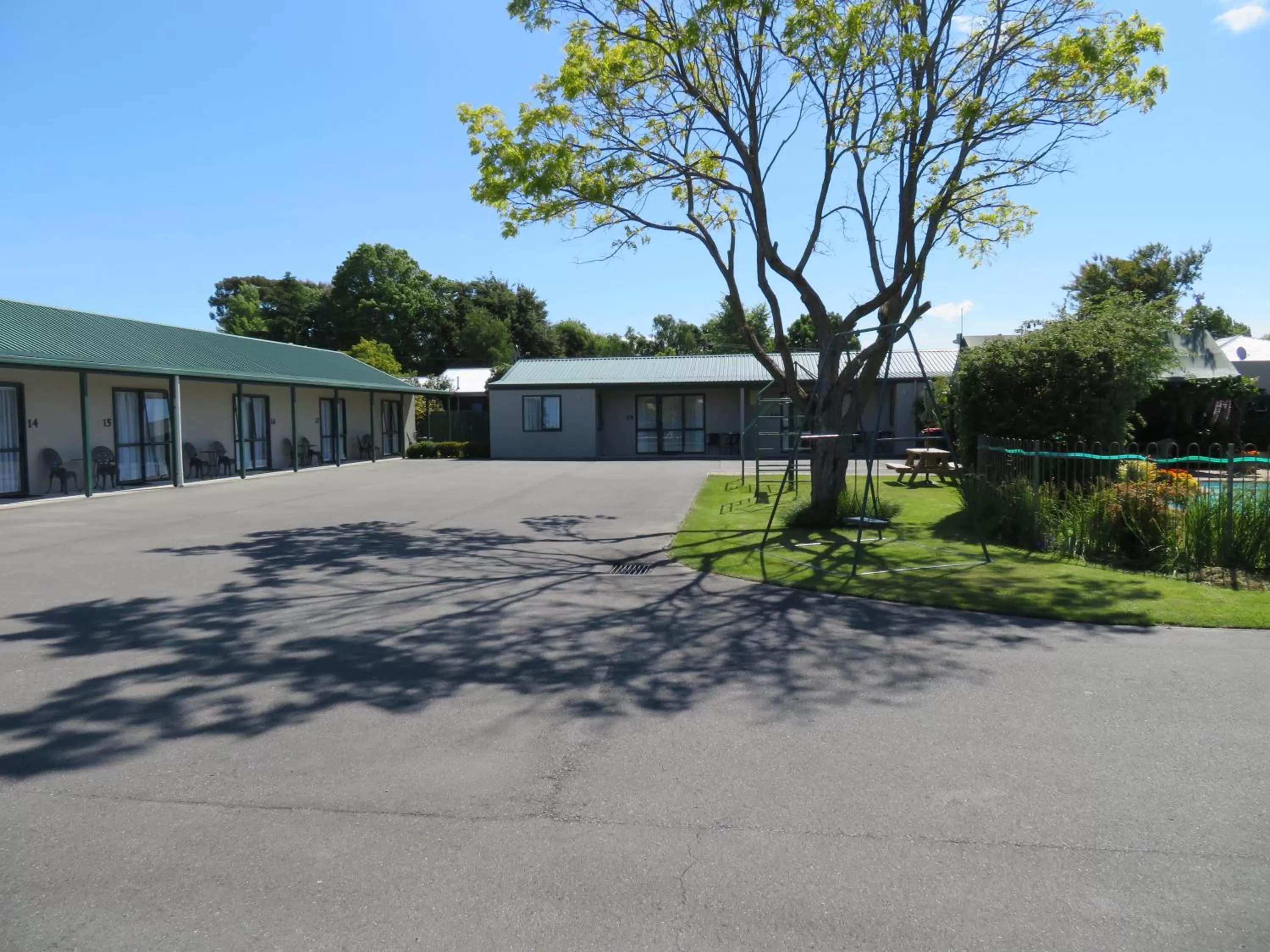 Property building in Commodore Court Motel