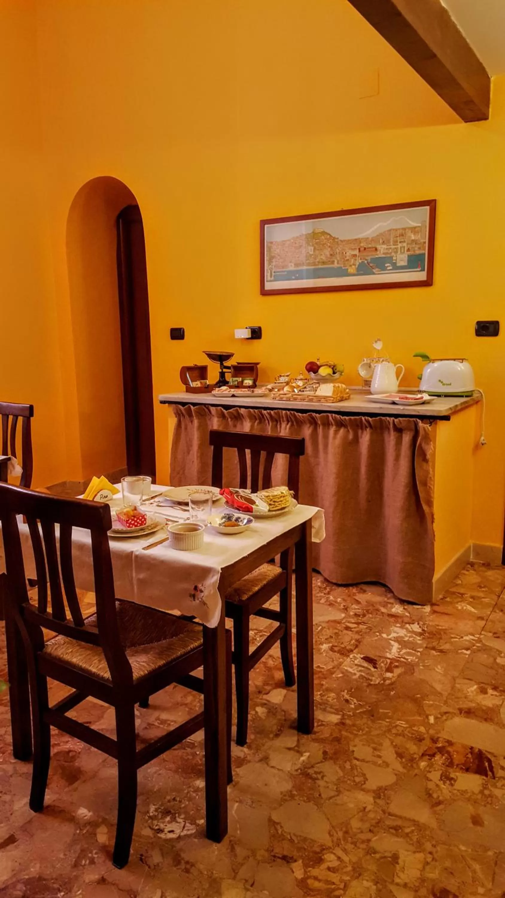 Continental breakfast in A Casa di Mamma