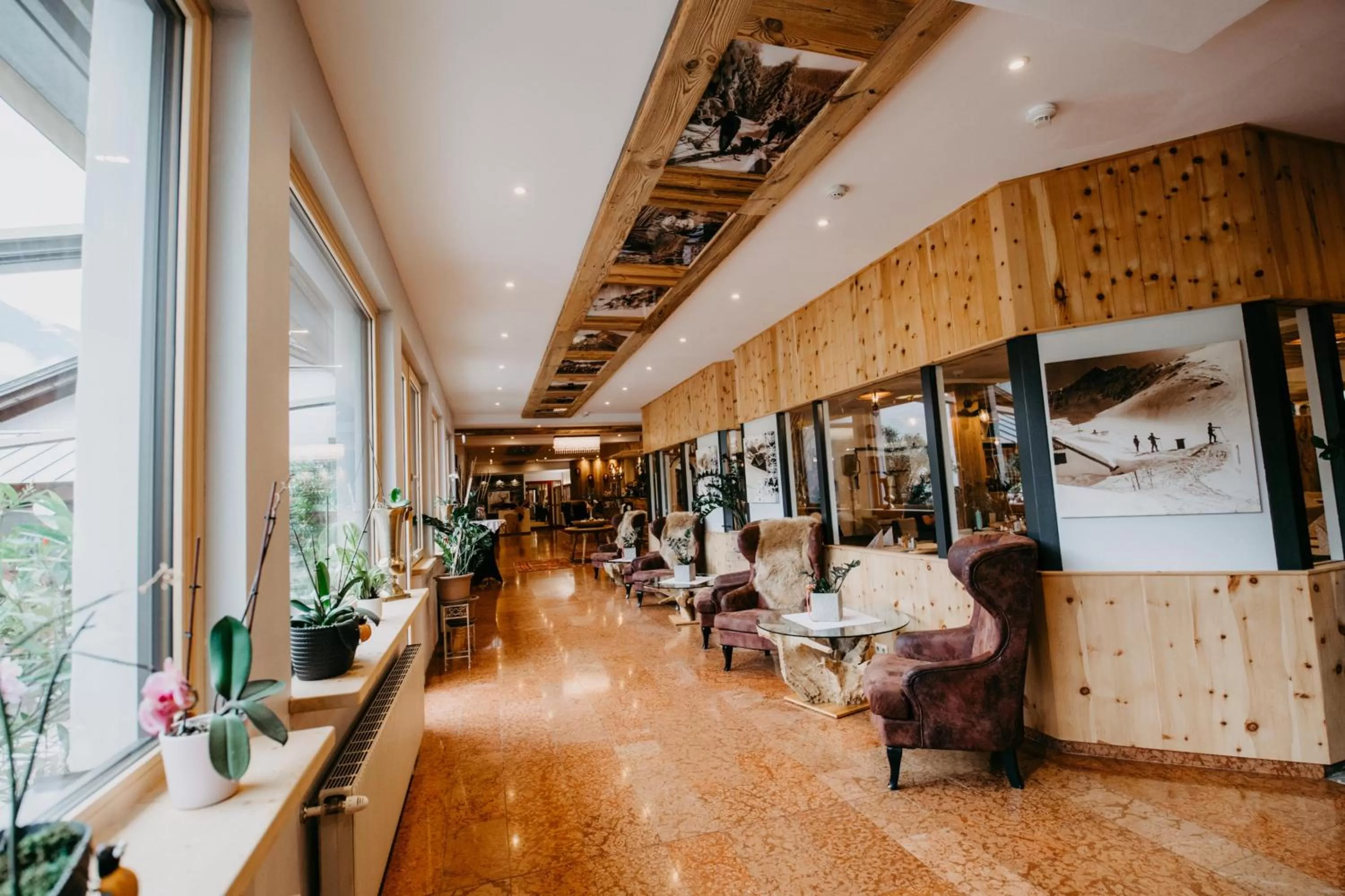 Lobby or reception in Vitalhotel Gosau