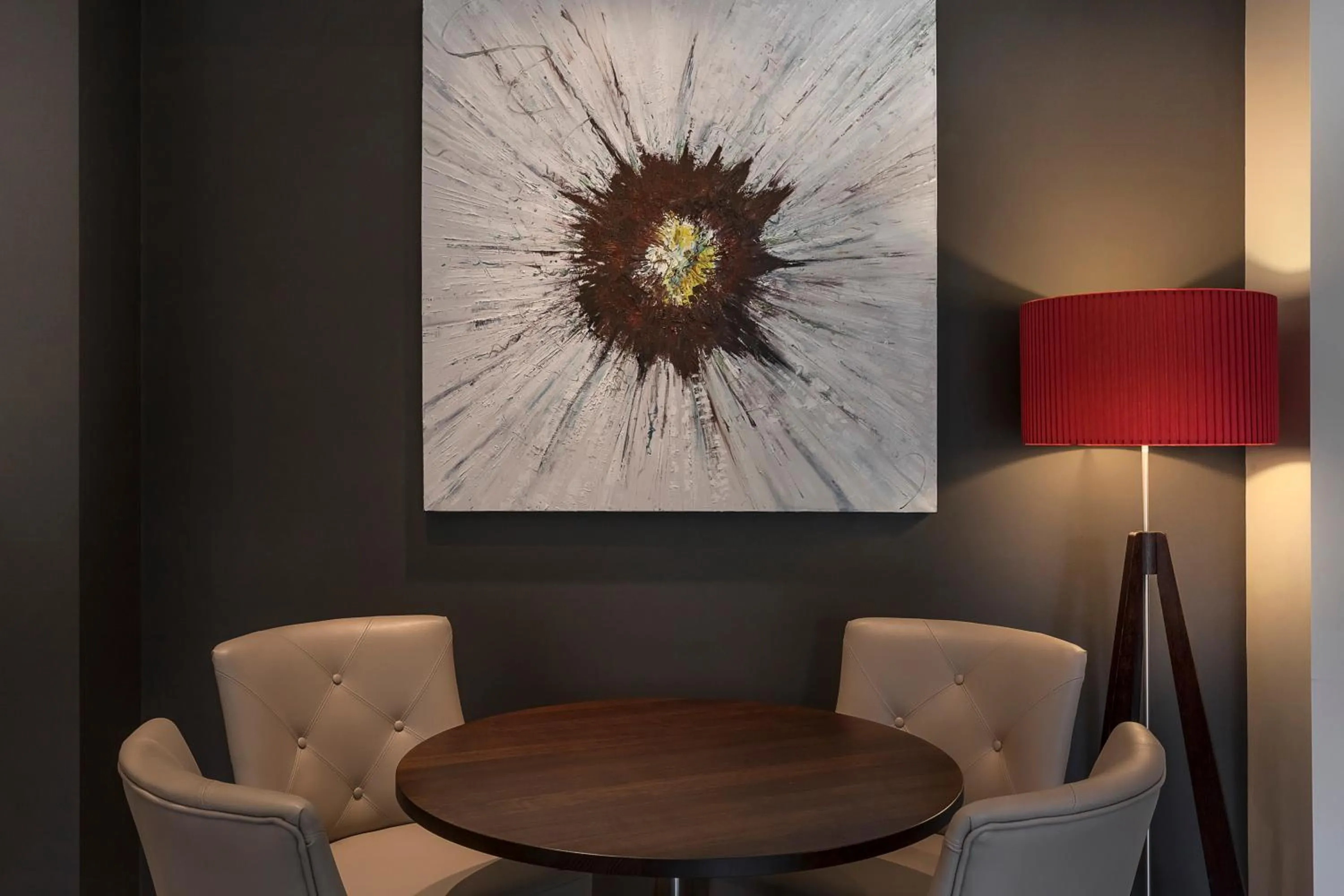 Living room in Best Western Plus Pinewood Manchester Airport-Wilmslow Hotel