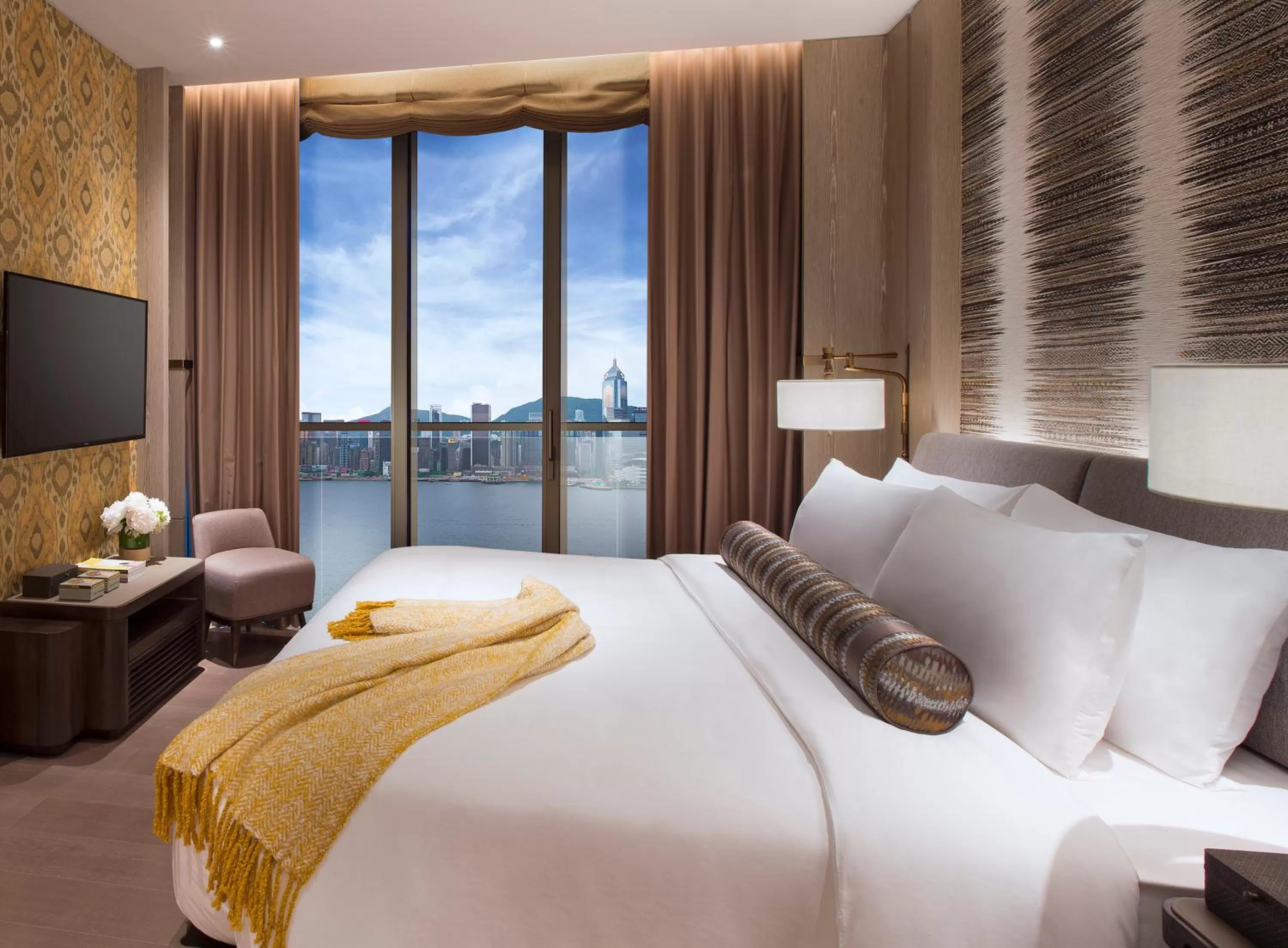 Dining area, Bed in K11 ARTUS