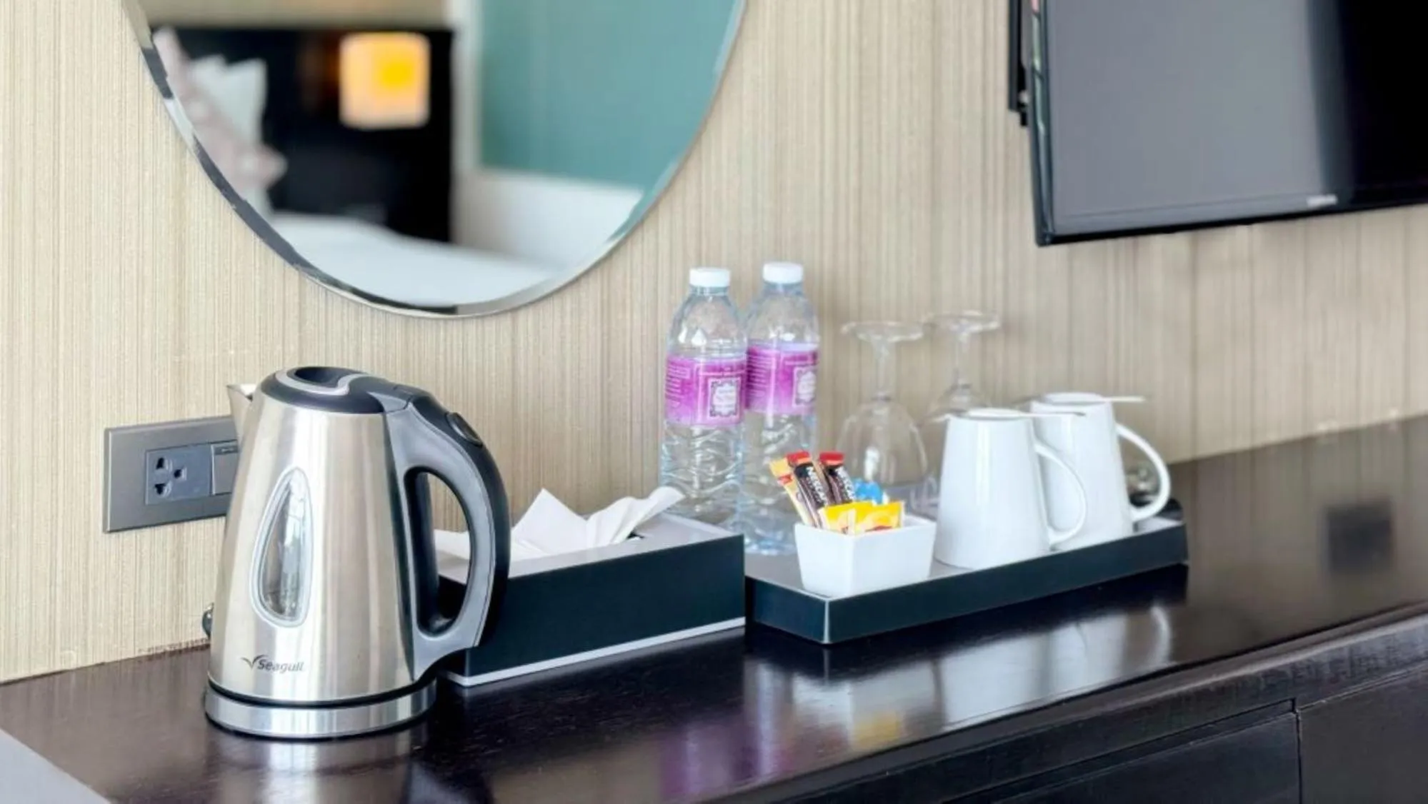 Coffee/tea facilities in Grand Supicha City Hotel