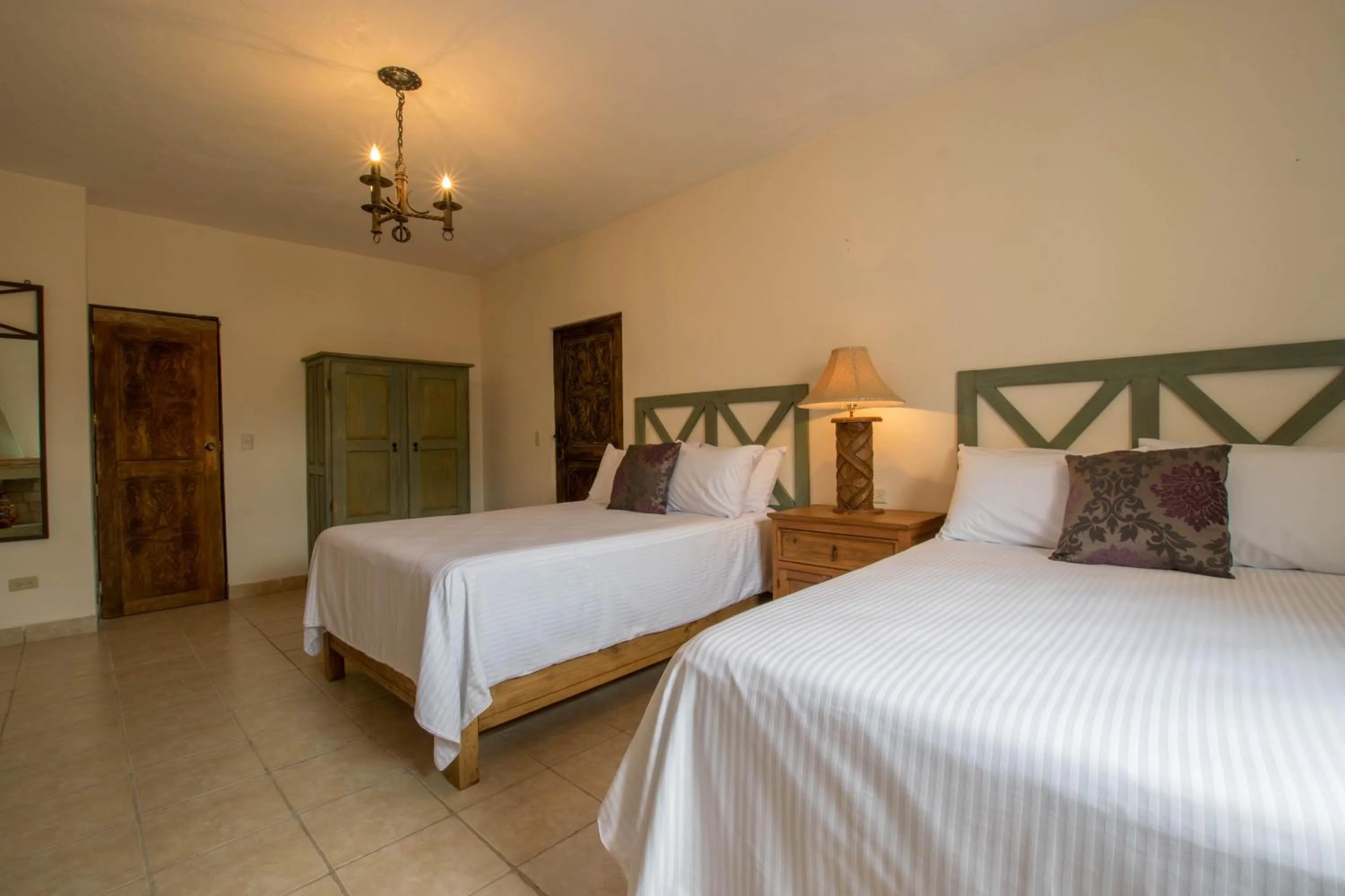 Photo of the whole room in Hotel Casa Santamaría