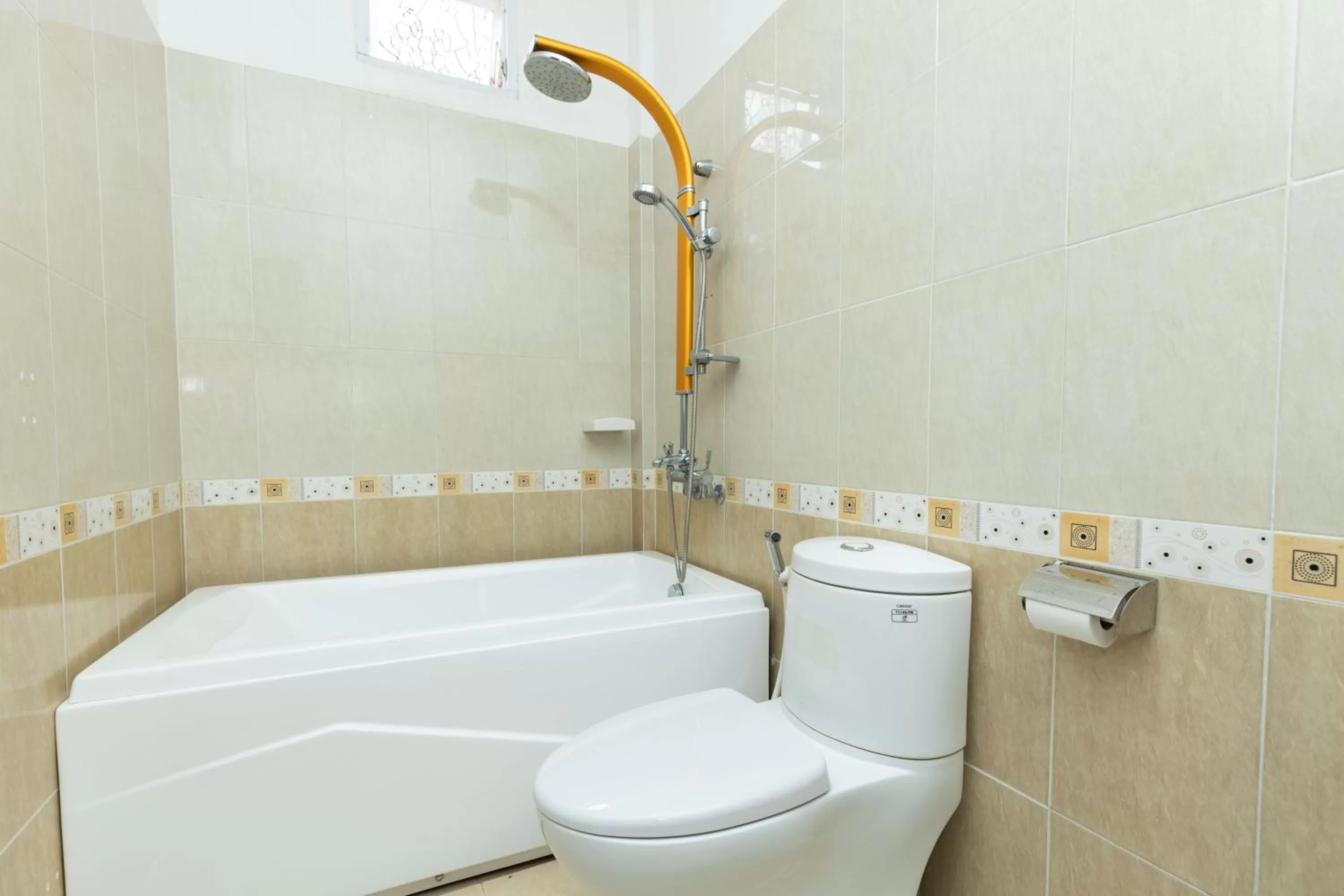 Shower in Queen Garden Hotel & Apartment