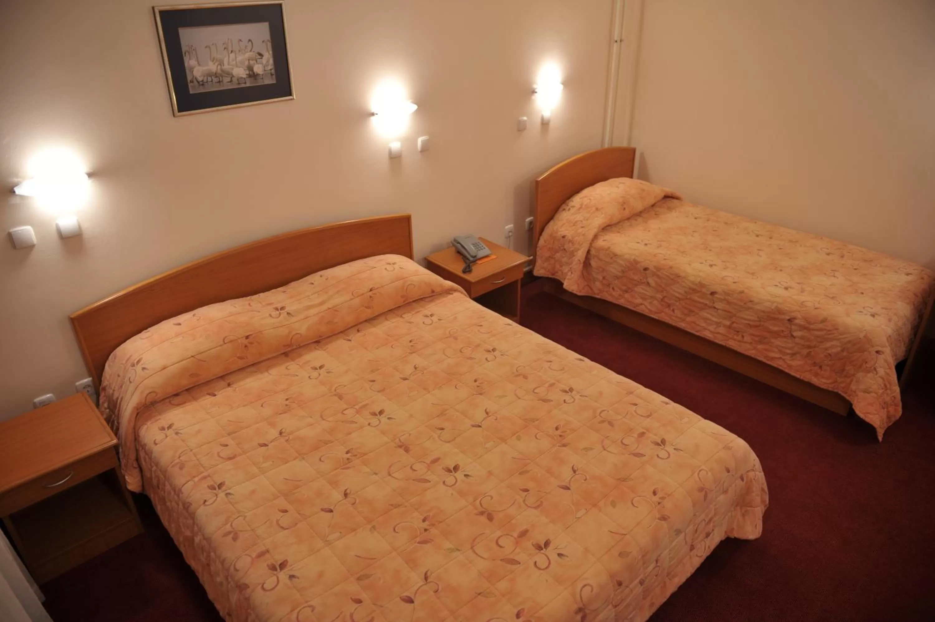 Bedroom, Bed in Hotel Fontana