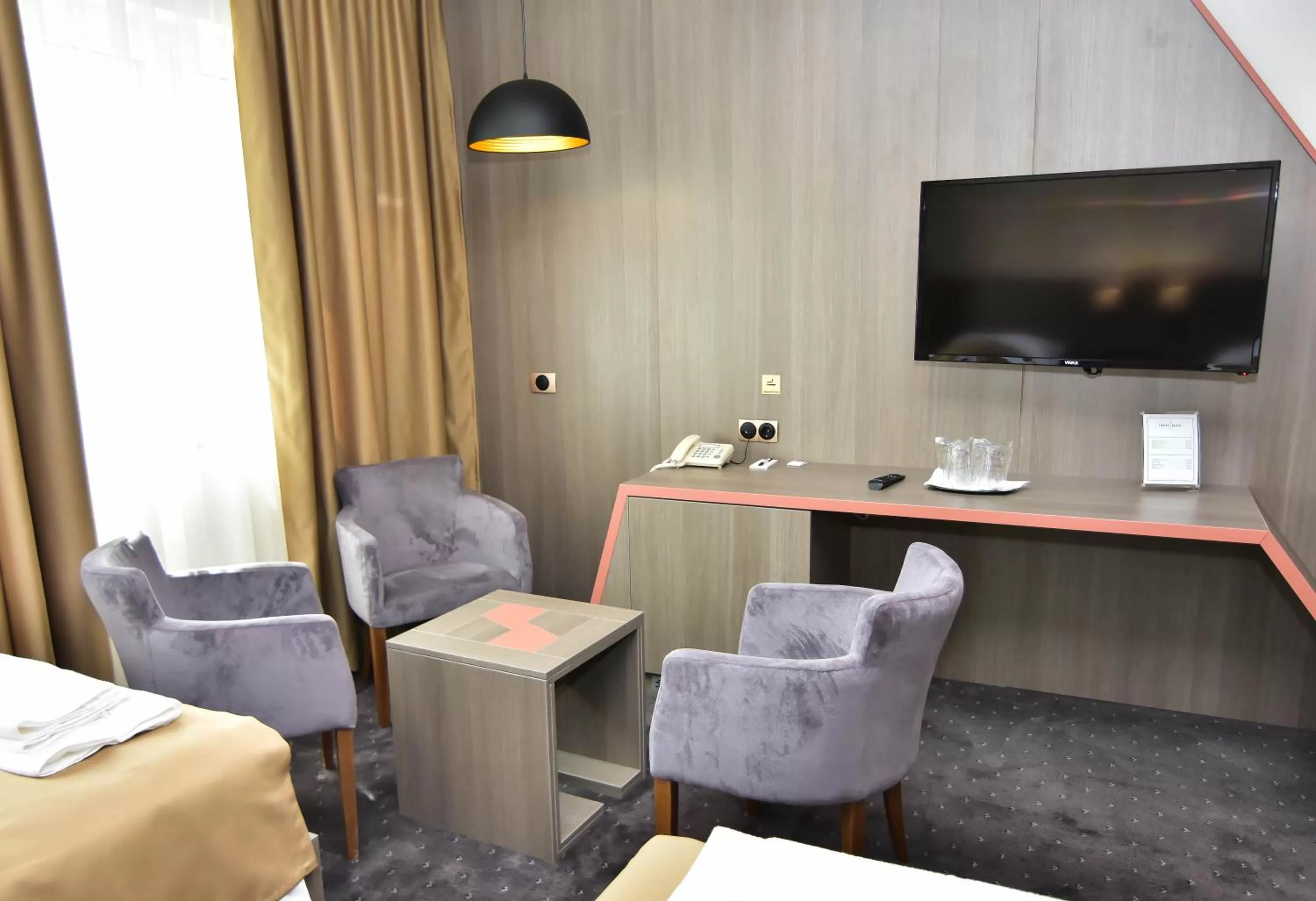 TV and multimedia, Seating Area in Hotel Ključ