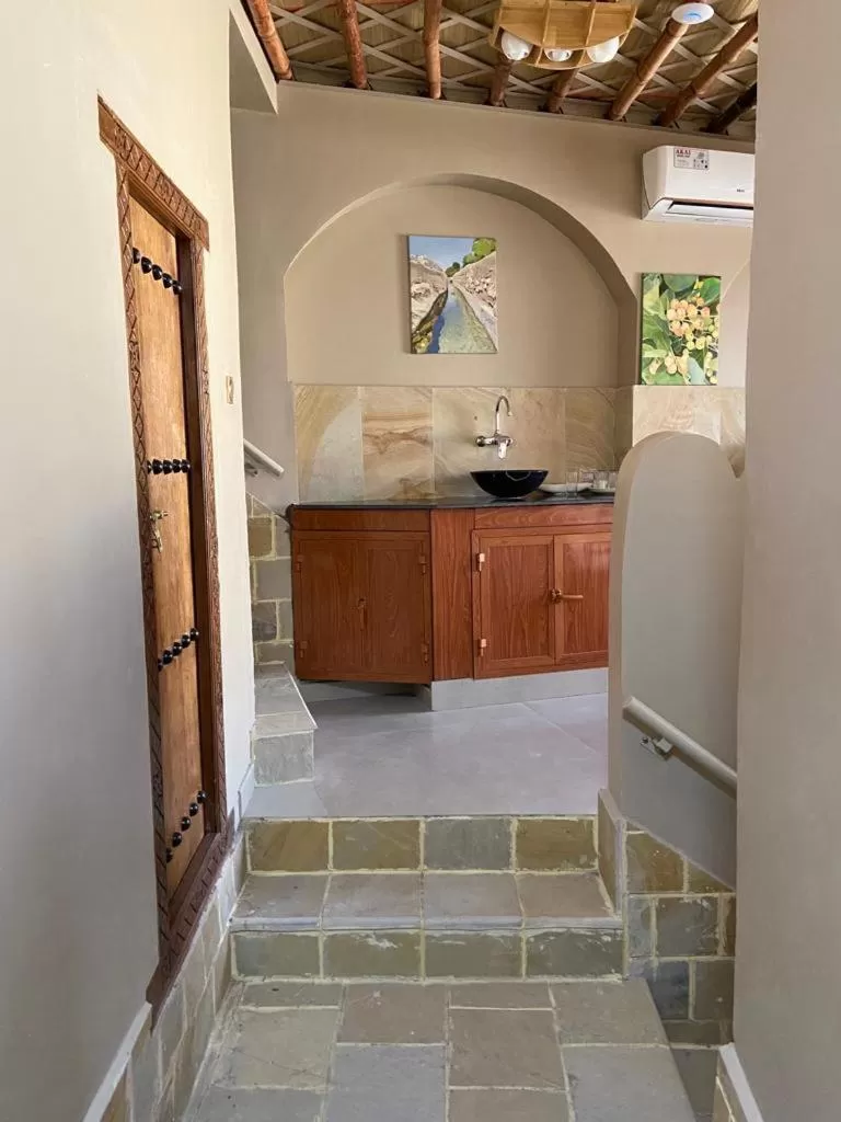 Kitchen/Kitchenette in Nizwa Heritage Inn