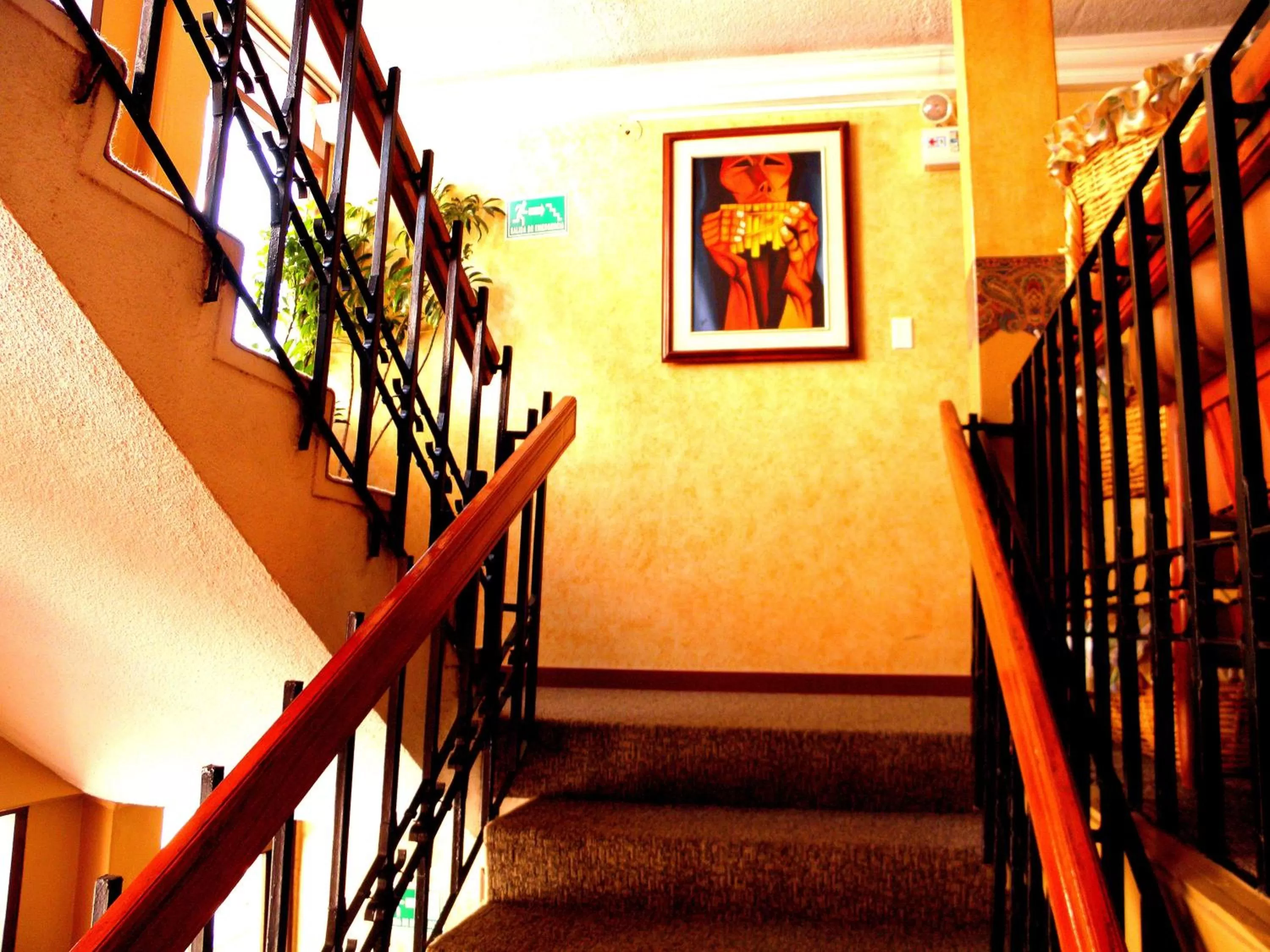 Decorative detail in La Carolina Inn