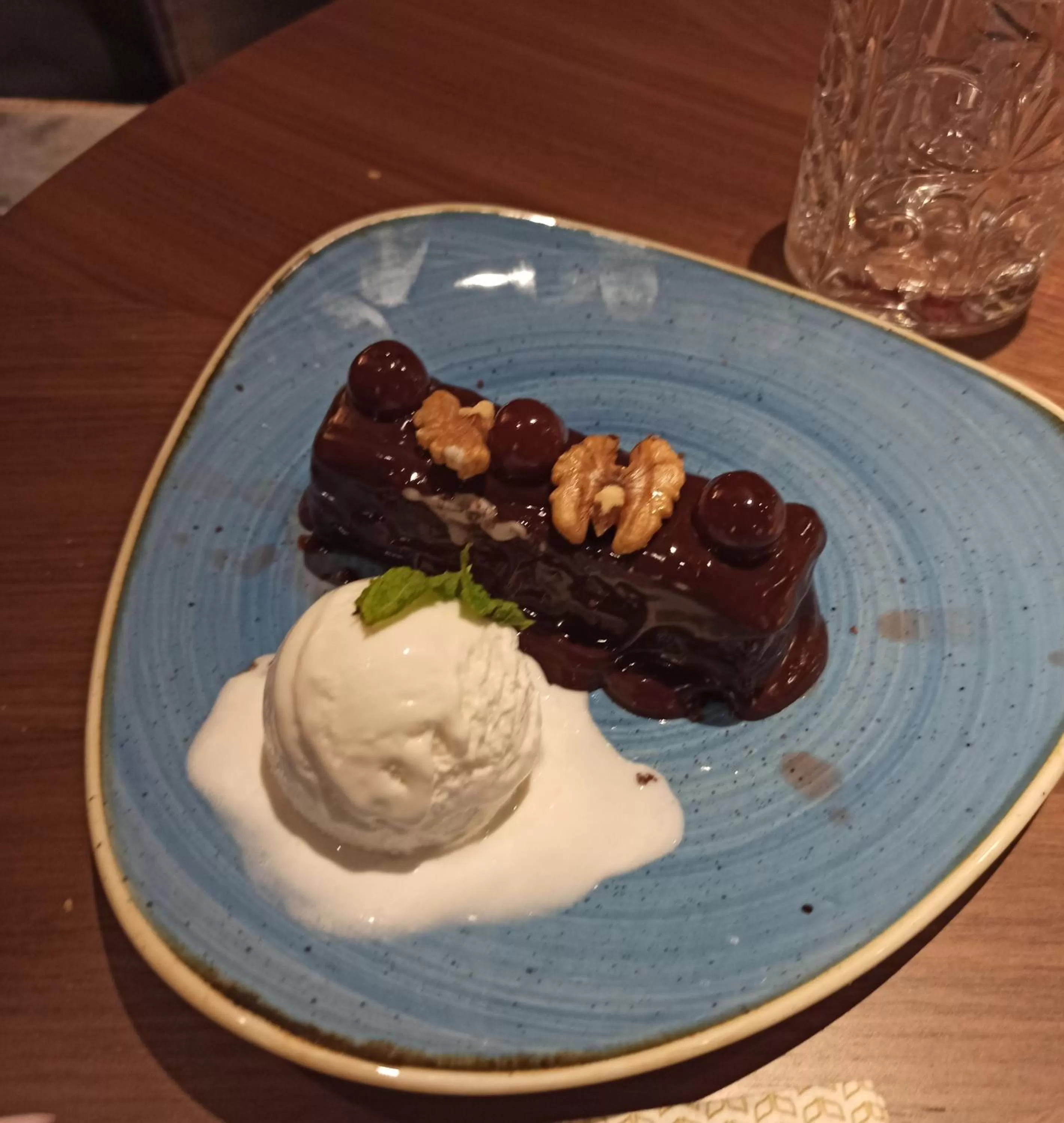 Restaurant/places to eat in ARVA Spa París