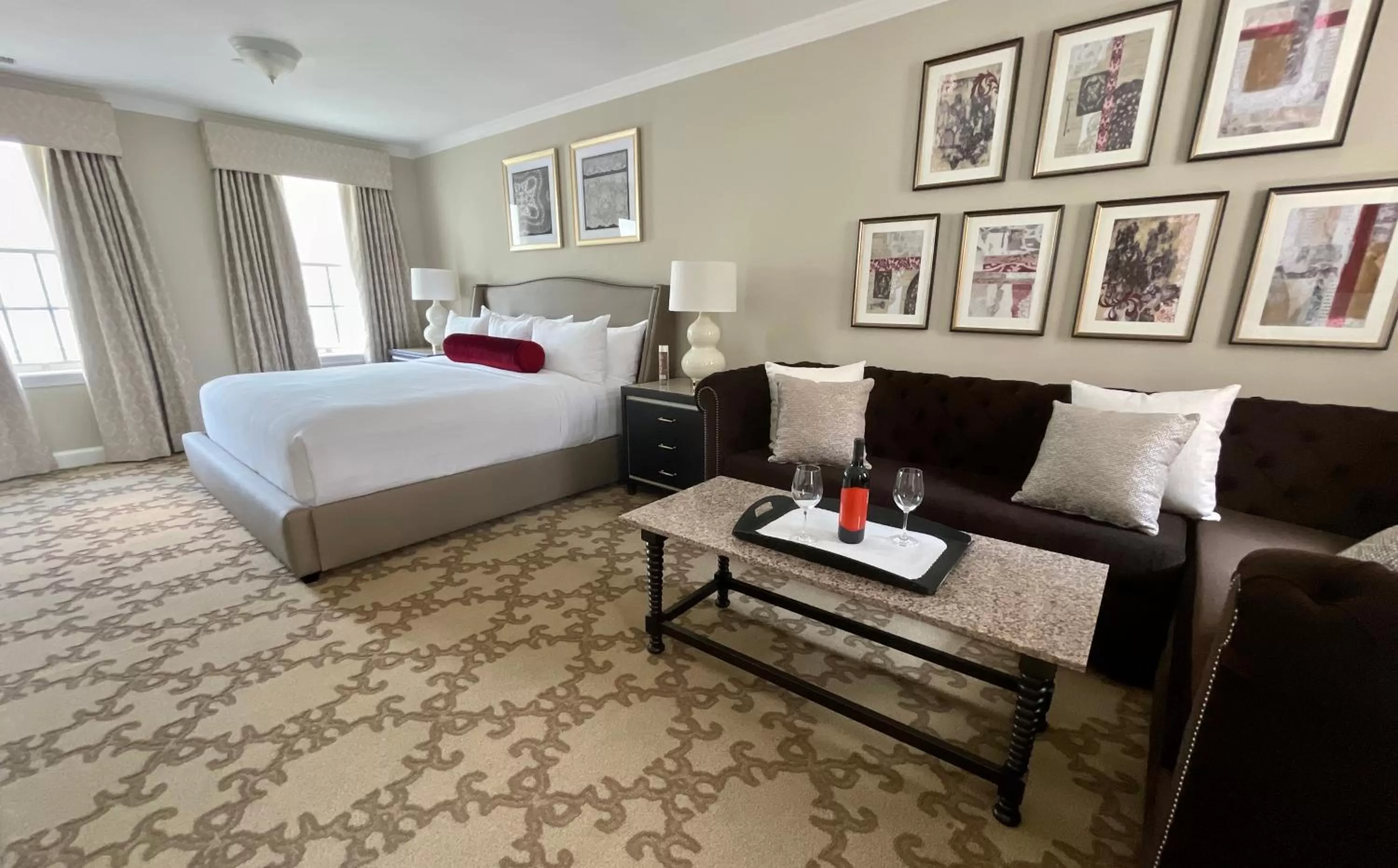 Bed in Henley Park Hotel