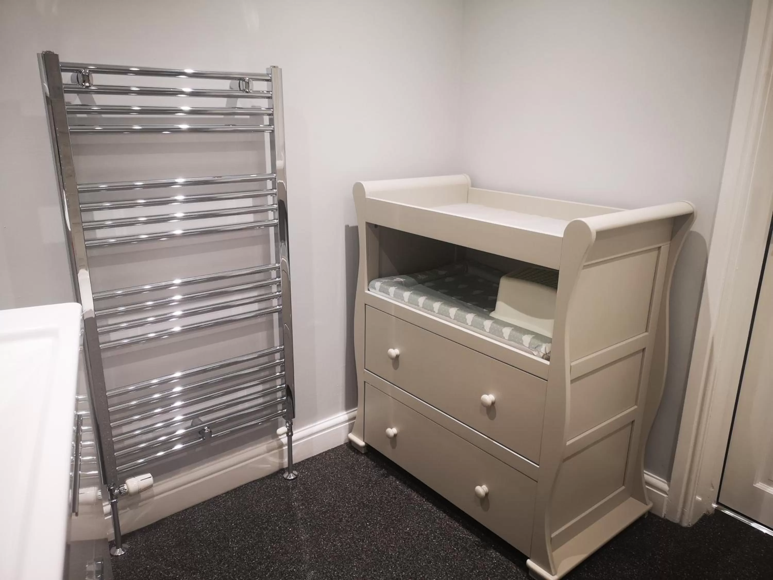 Shower in Aberconwy House B&B