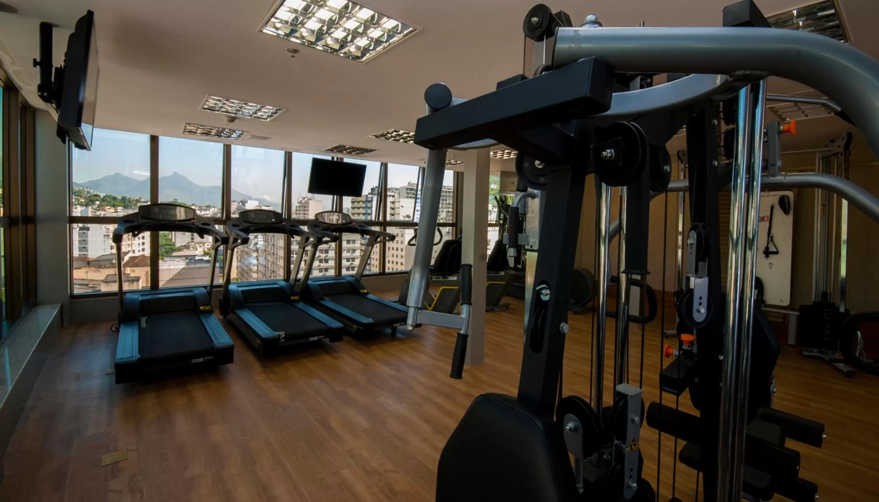 Property building in Américas Granada Hotel