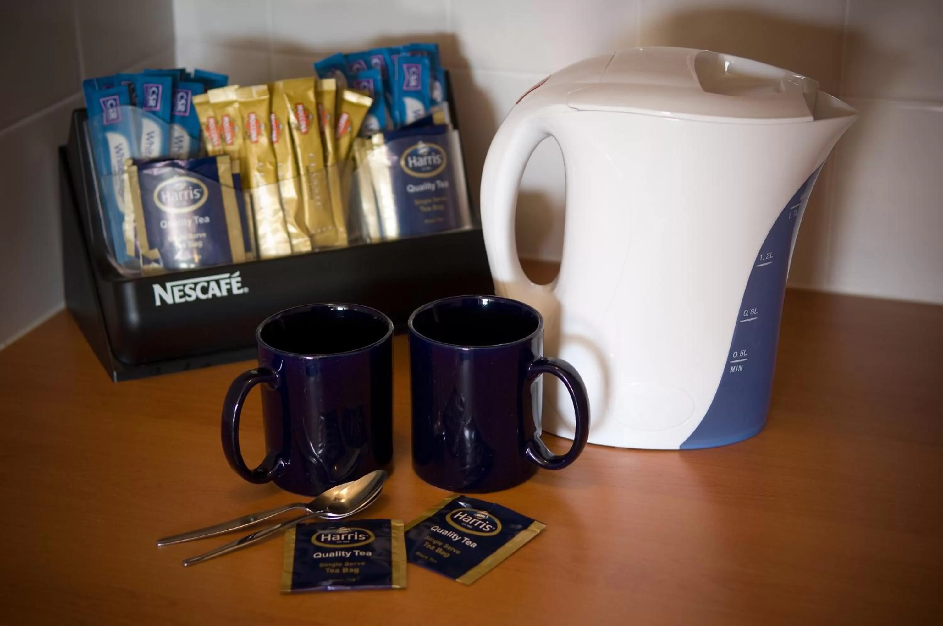 Coffee/tea facilities in Narellan Motor Inn