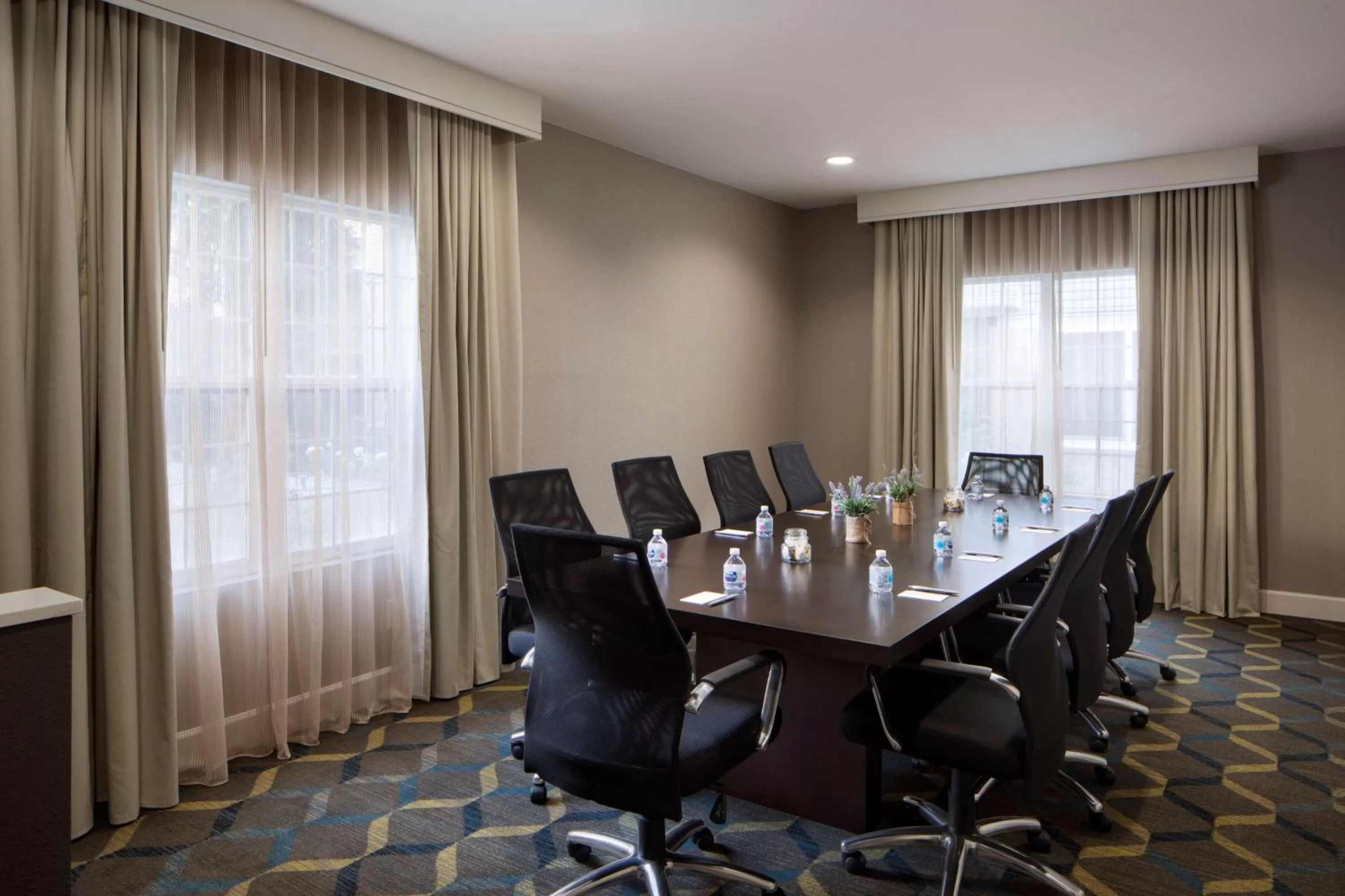 Banquet/Function facilities in Sonesta ES Suites Fresno