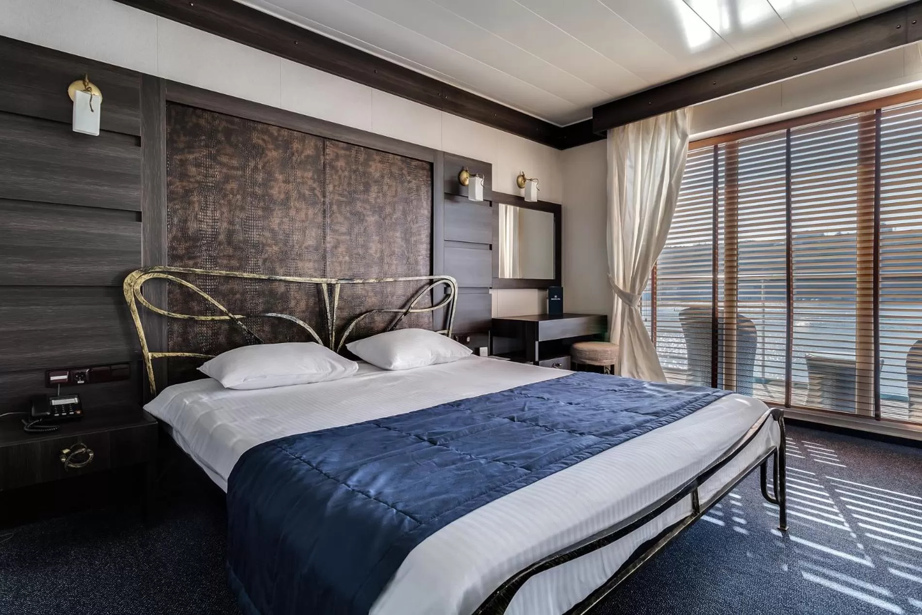 Bed in Bakkara Hotel