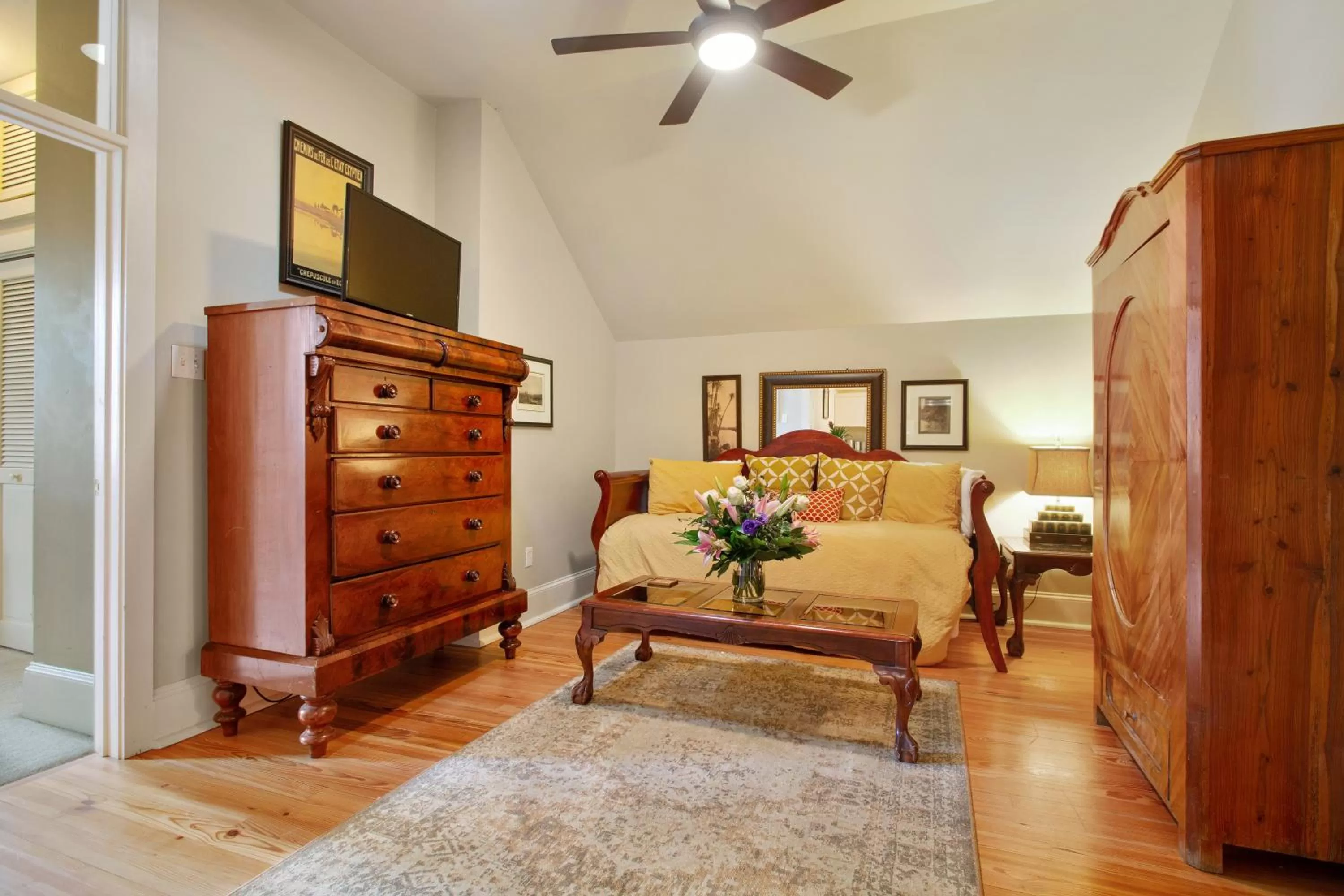 Bed in Maison Perrier Bed & Breakfast