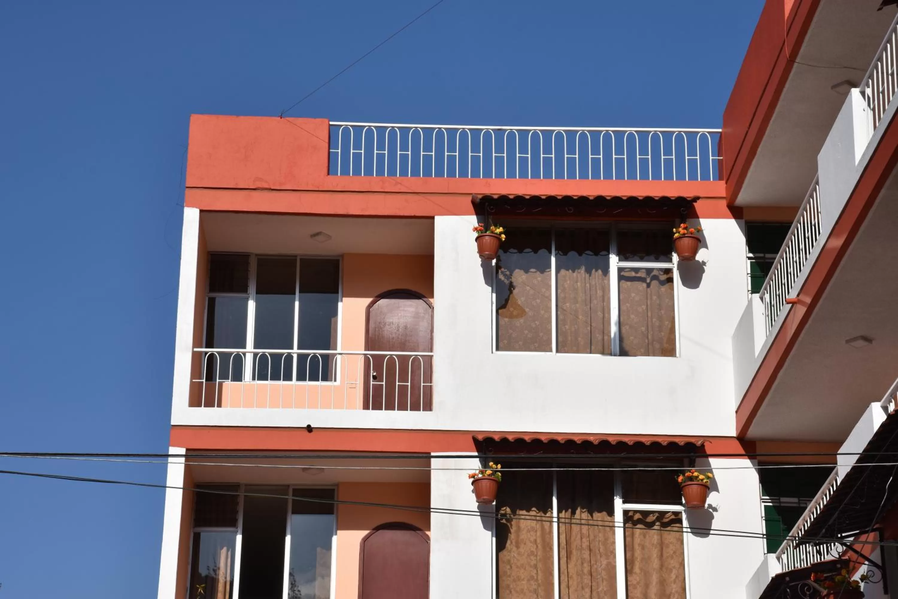 Property Building in Hotel Flor de Oriente