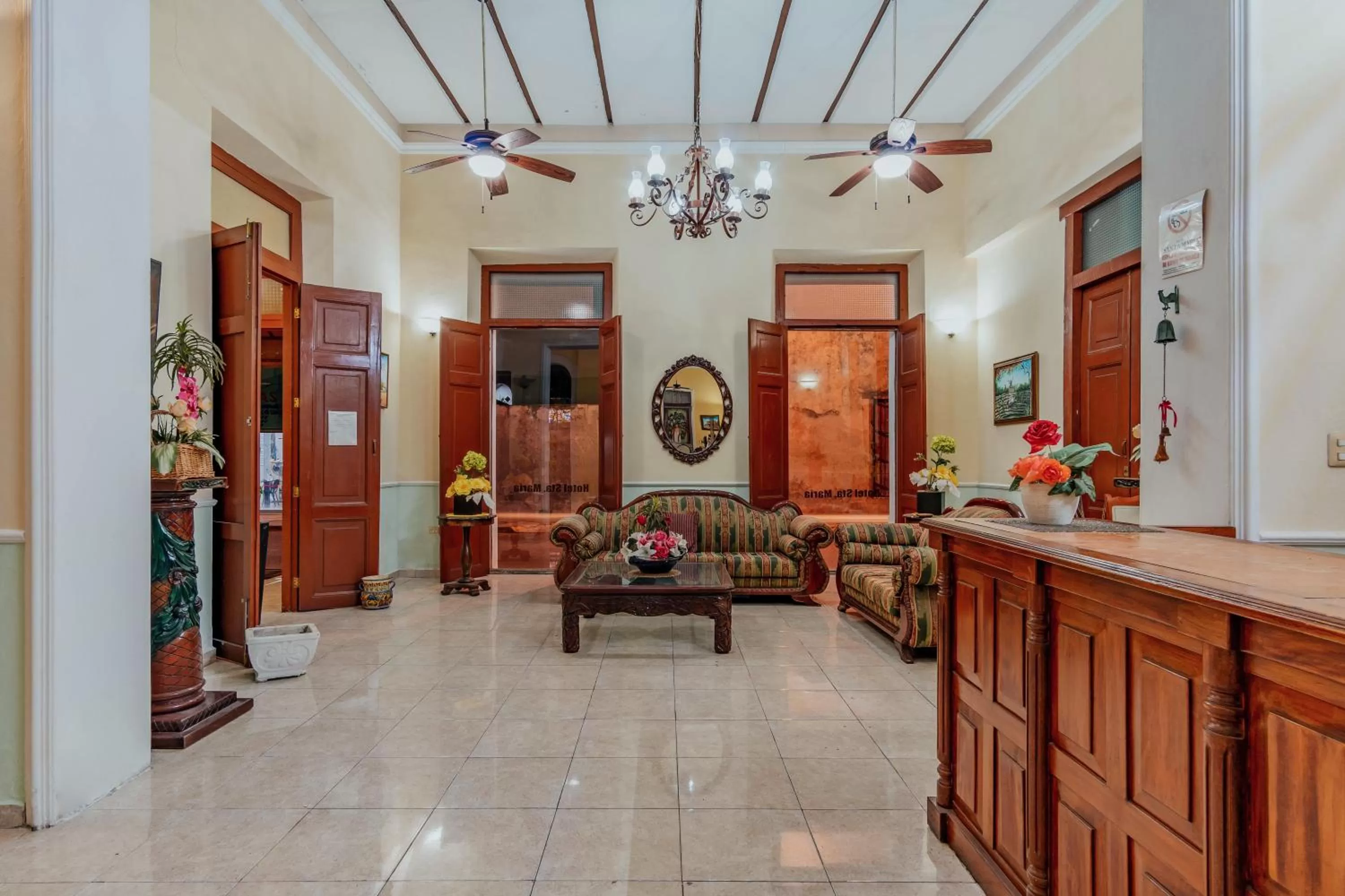 Lobby or reception in Hotel Santa María Mérida