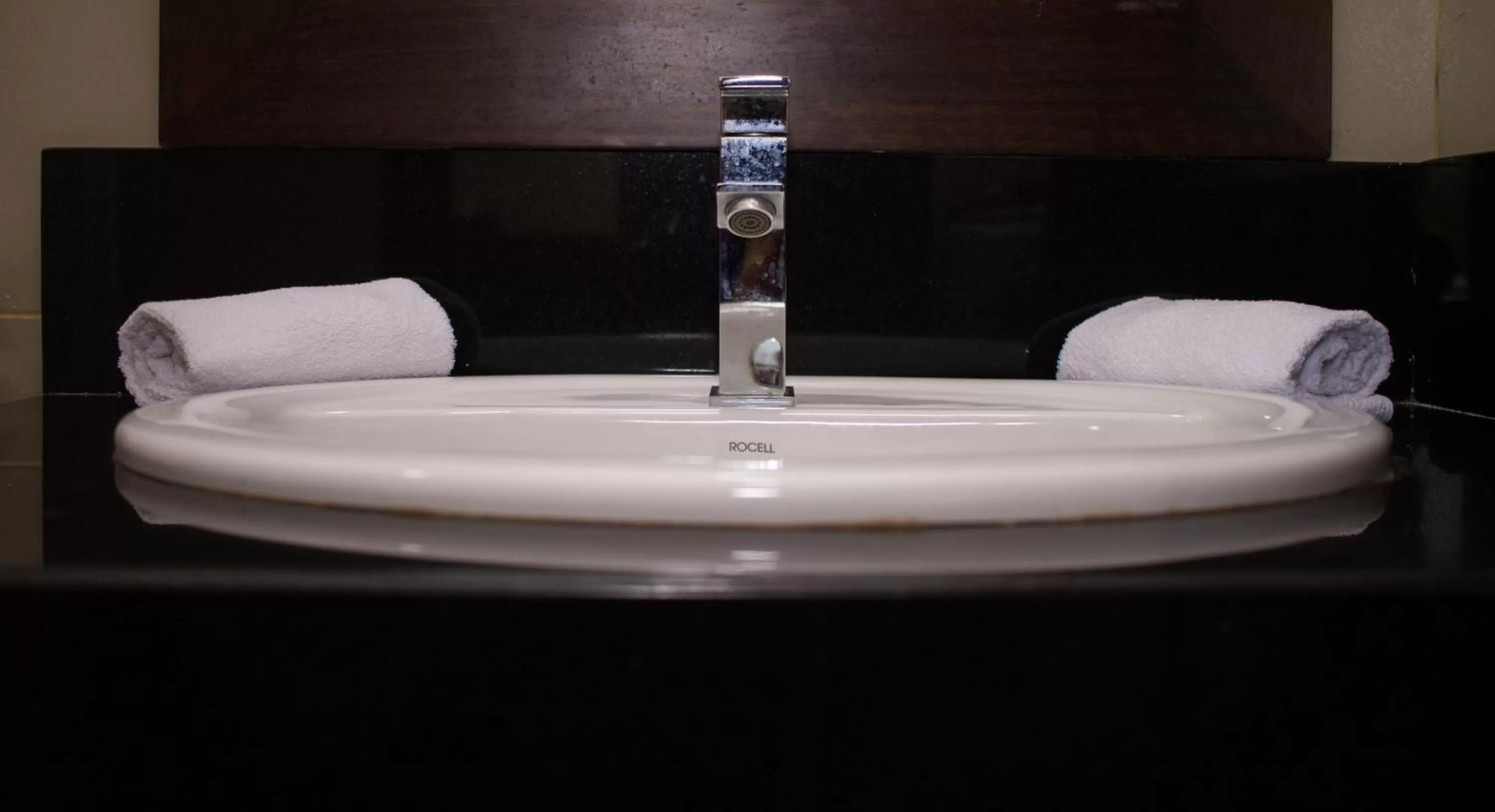 Bathroom in Hotel 4 U Saliya Garden