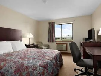 Queen Room - Non-Smoking in Super 8 by Wyndham Danville