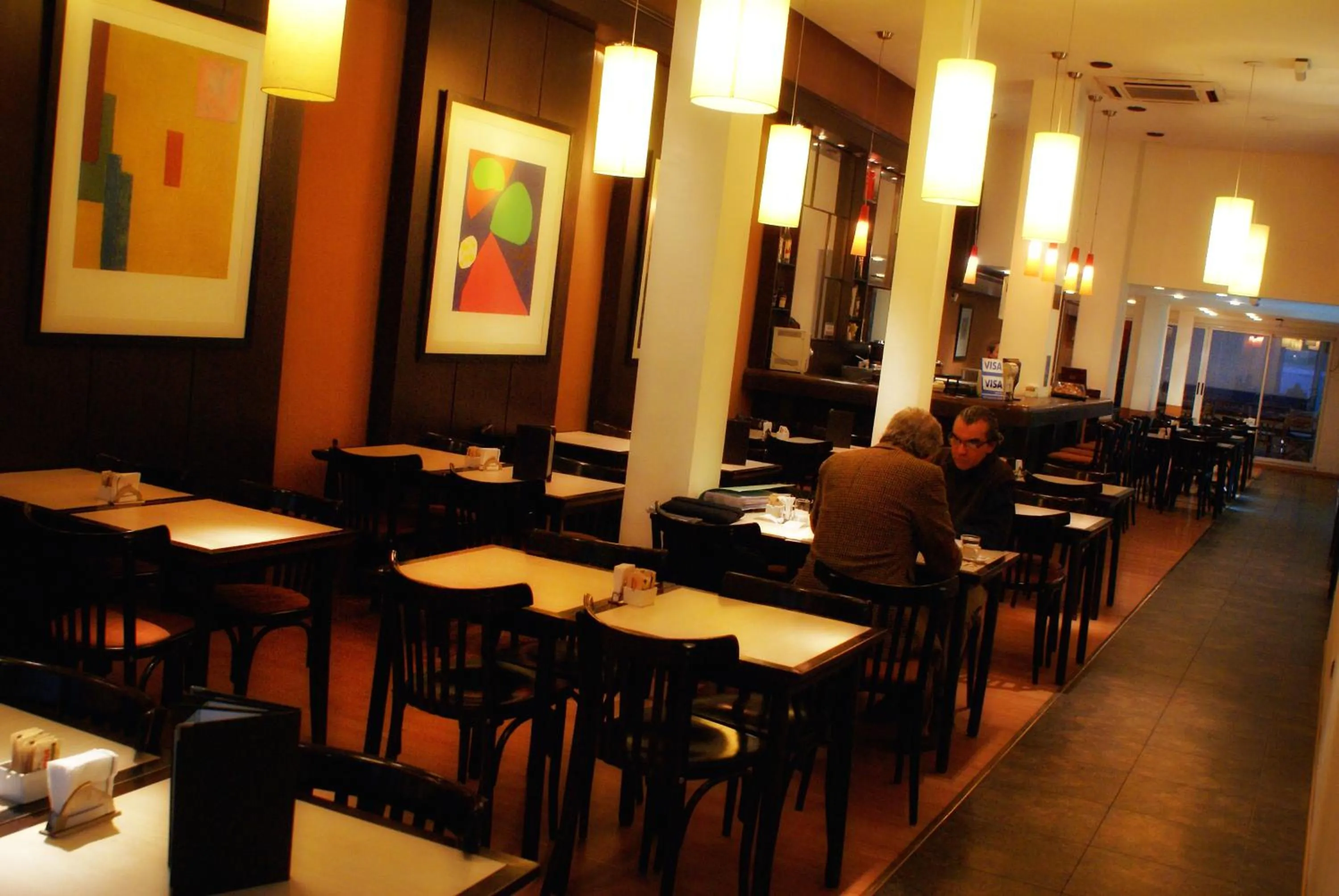 Restaurant/places to eat in Hotel UTHGRA de las Luces