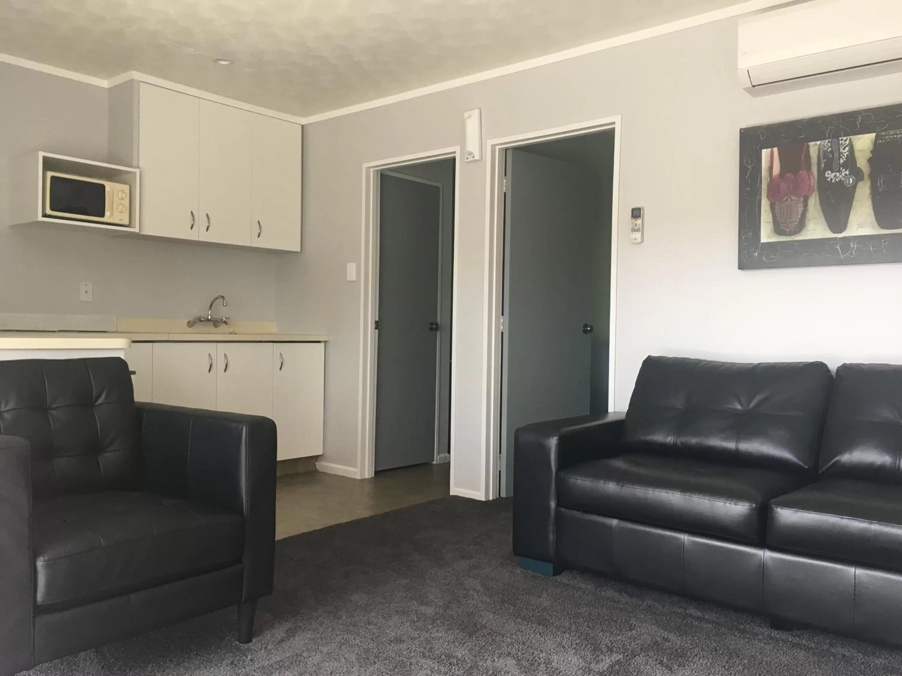 One-Bedroom Apartment in Avenue Motel Palmerston North