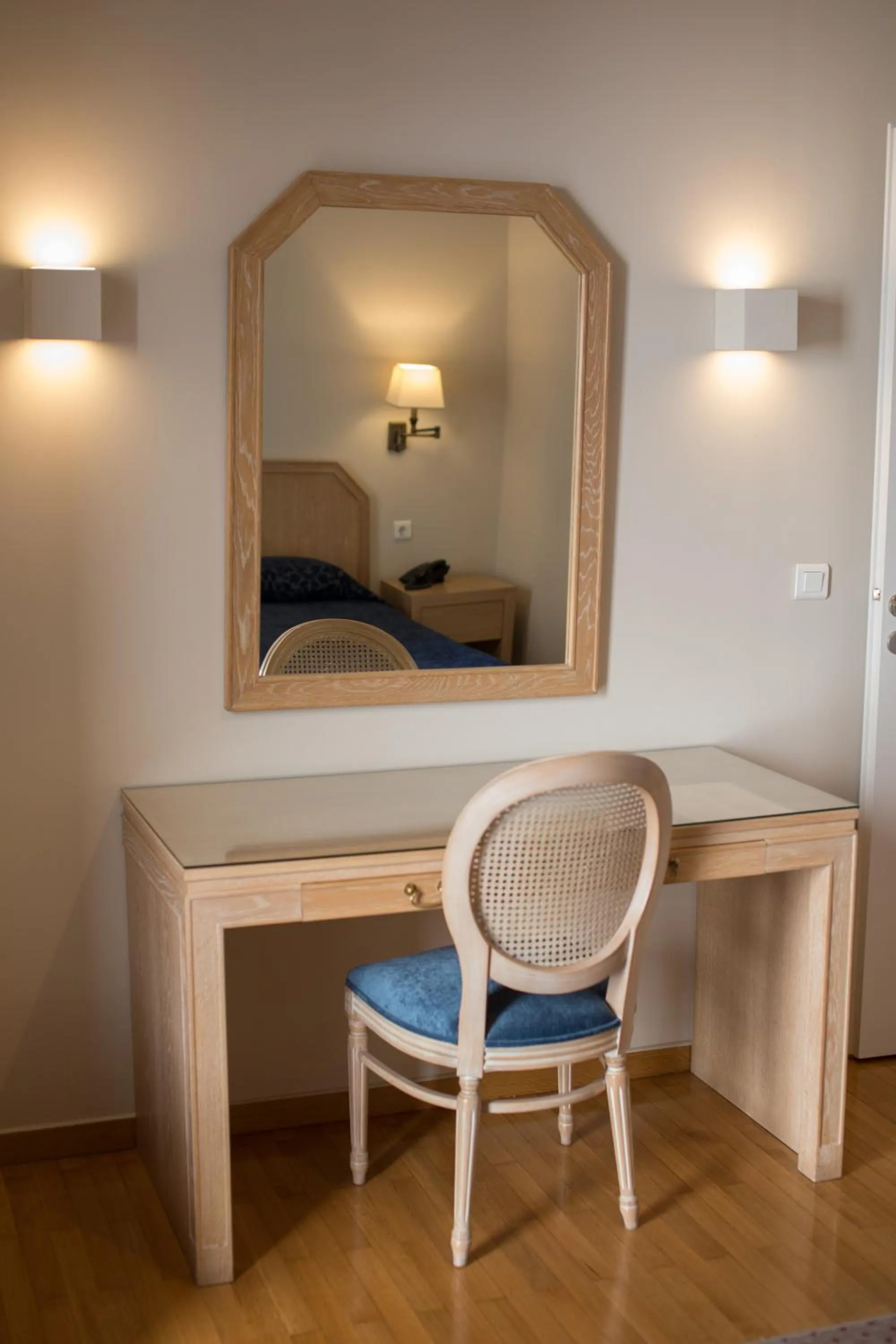 Bedroom, Bed in Delice Hotel - Family Apartments