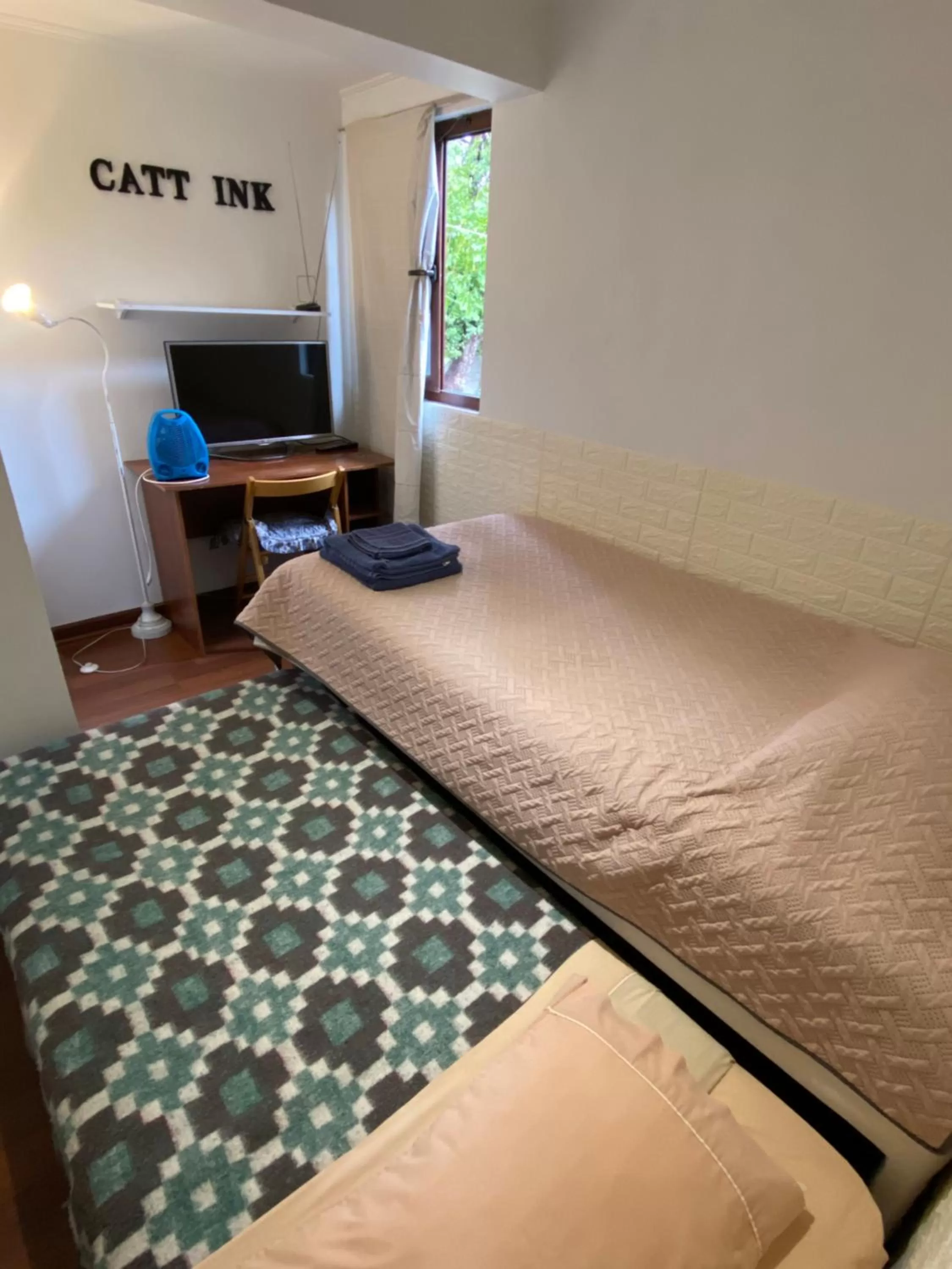 Double or Twin Room with Bathroom in Nido de Cóndores