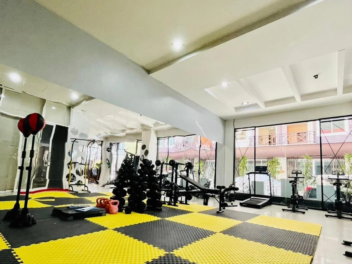 Fitness centre/facilities in PJ Patong Resortel