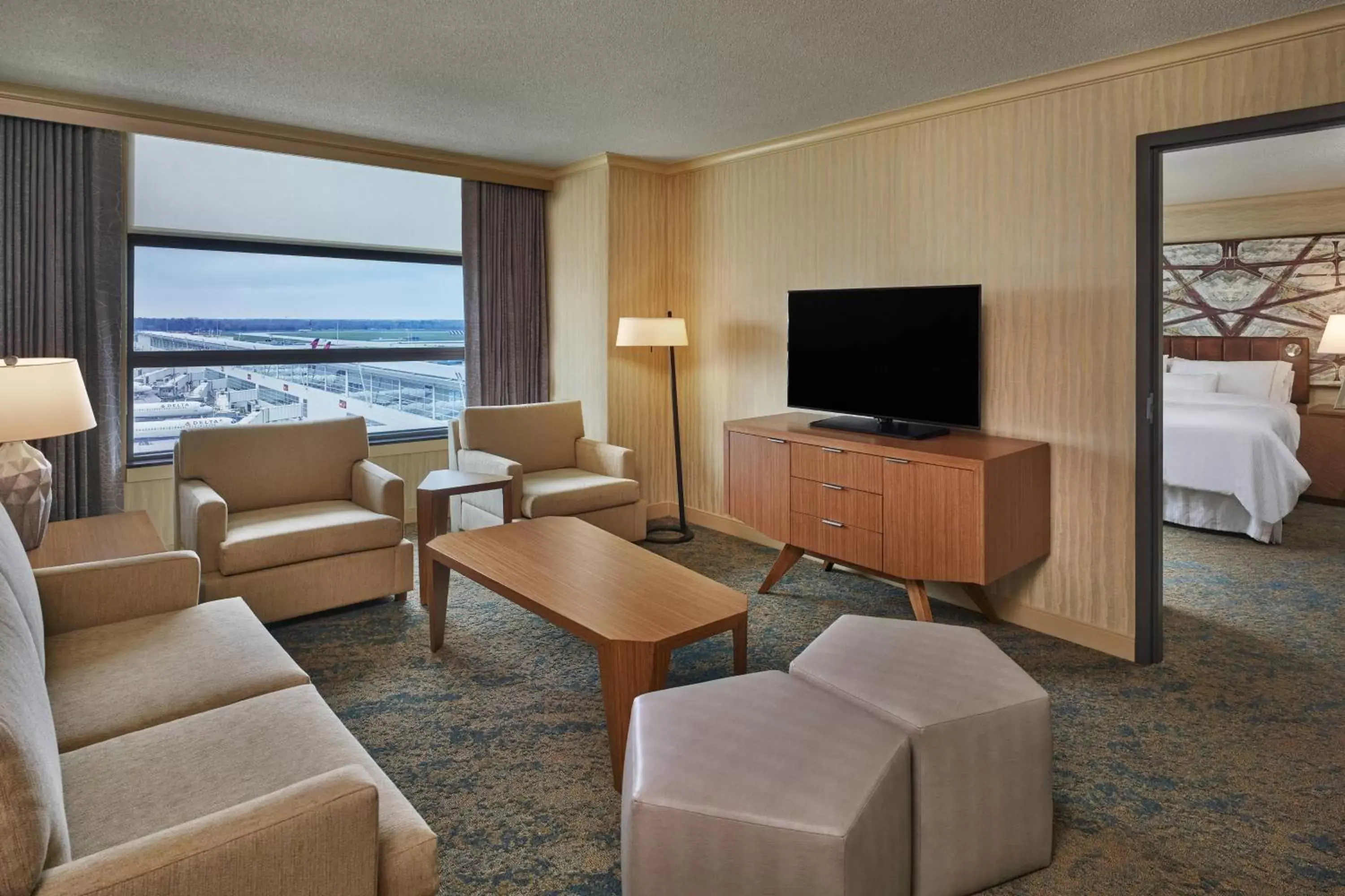Club Suite, Club level, 1 Bedroom Executive Suite, 1 King in The Westin Detroit Metropolitan Airport Club Suite, Club level, 1 Bedroom Executive Suite, 1 King in The Westin Detroit Metropolitan Airport