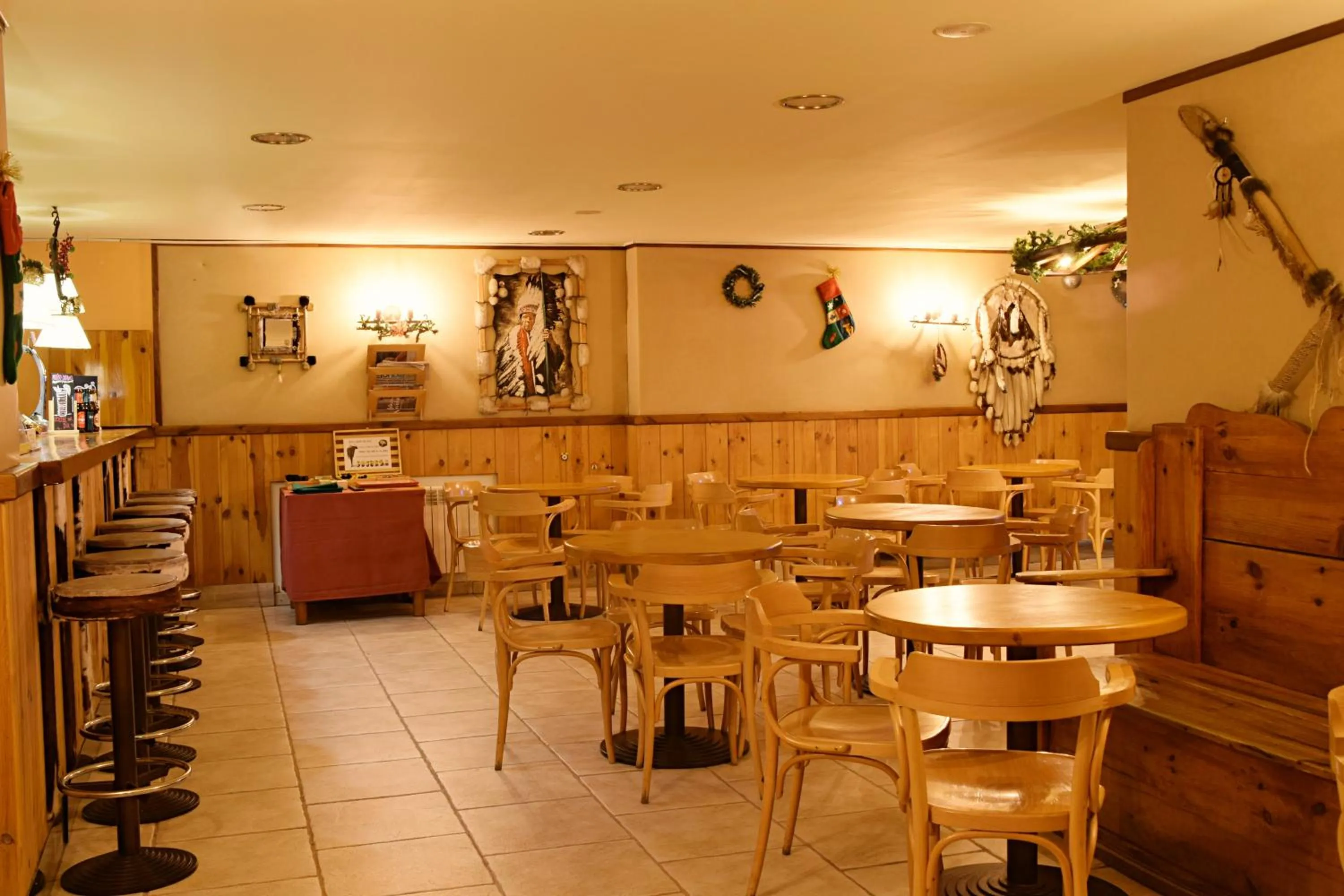 Lounge or bar, Restaurant/Places to Eat in Wuau! Hotel Segle XX