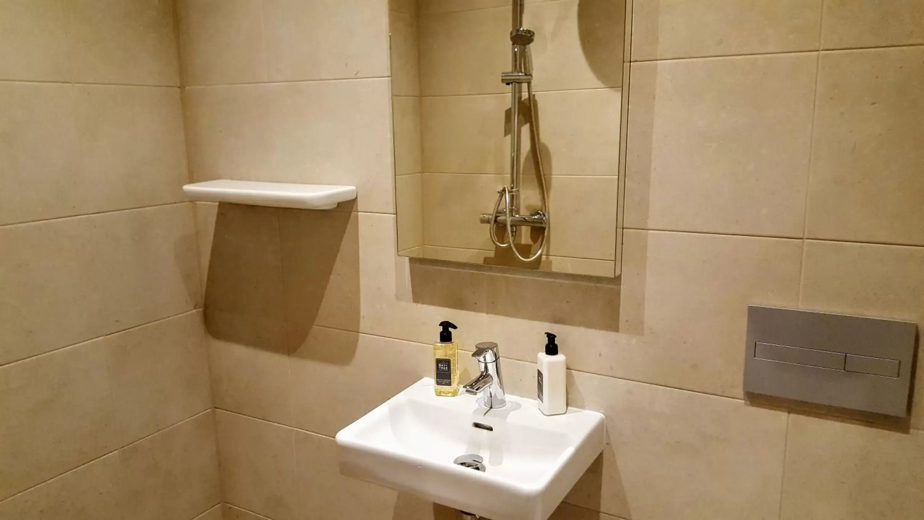 Deluxe Double or Twin Room in Bay Tree Broadstairs Deluxe Double or Twin Room in Bay Tree Broadstairs