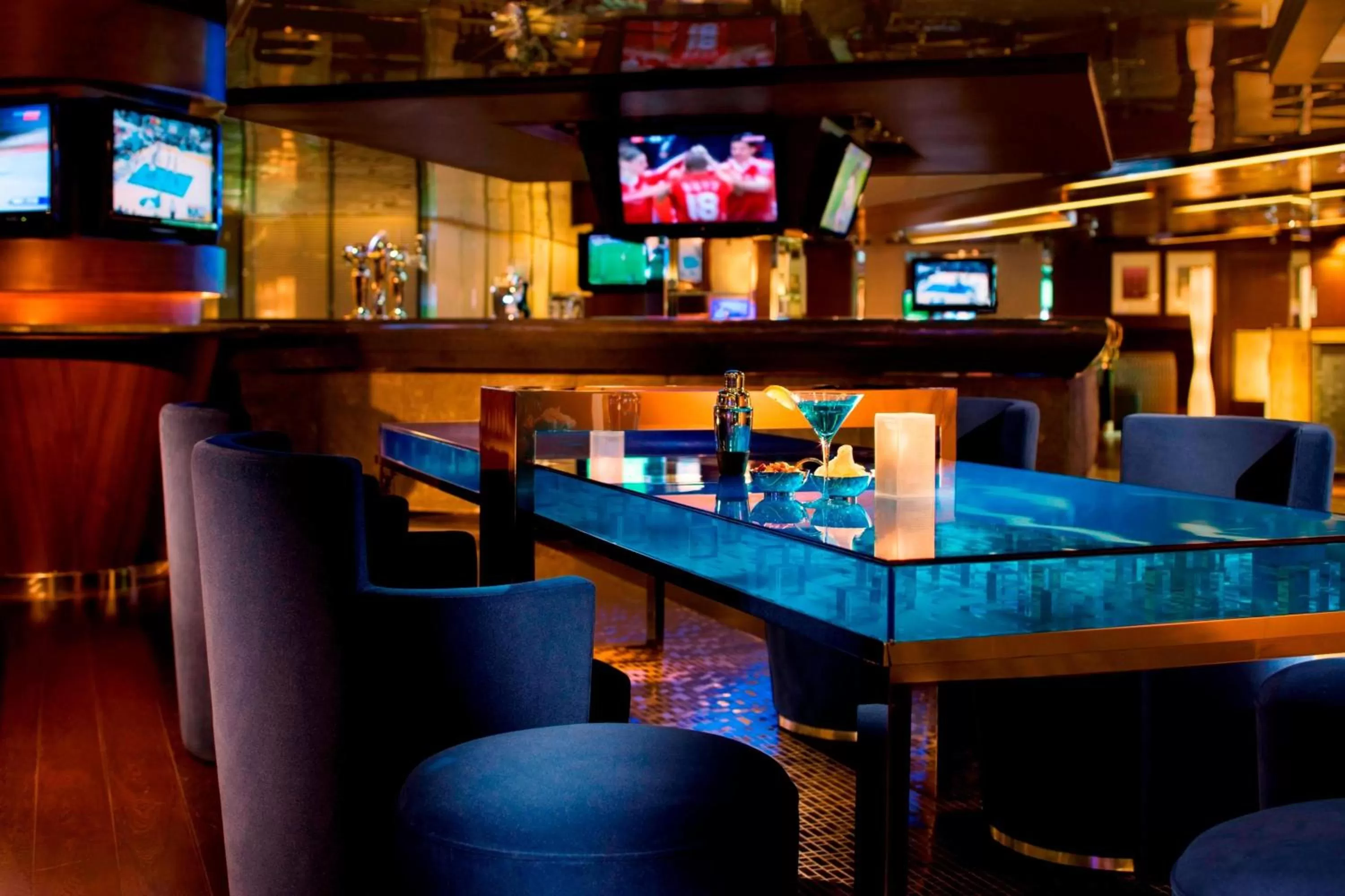 Lounge or bar in Hong Kong SkyCity Marriott Hotel