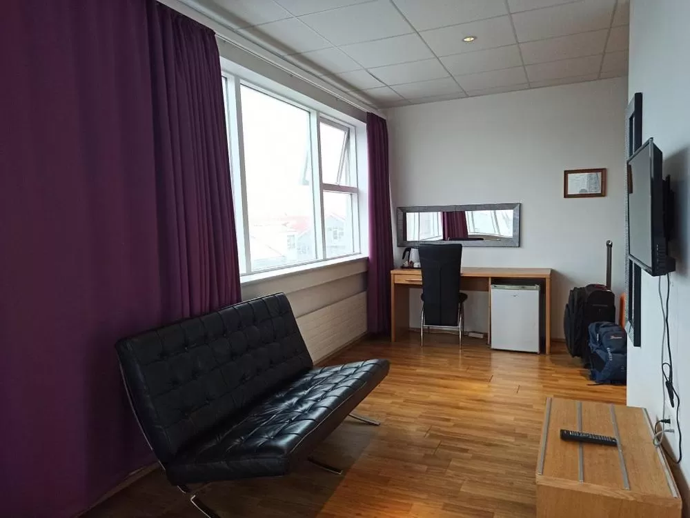 Living room in 101 Guesthouse Hotel